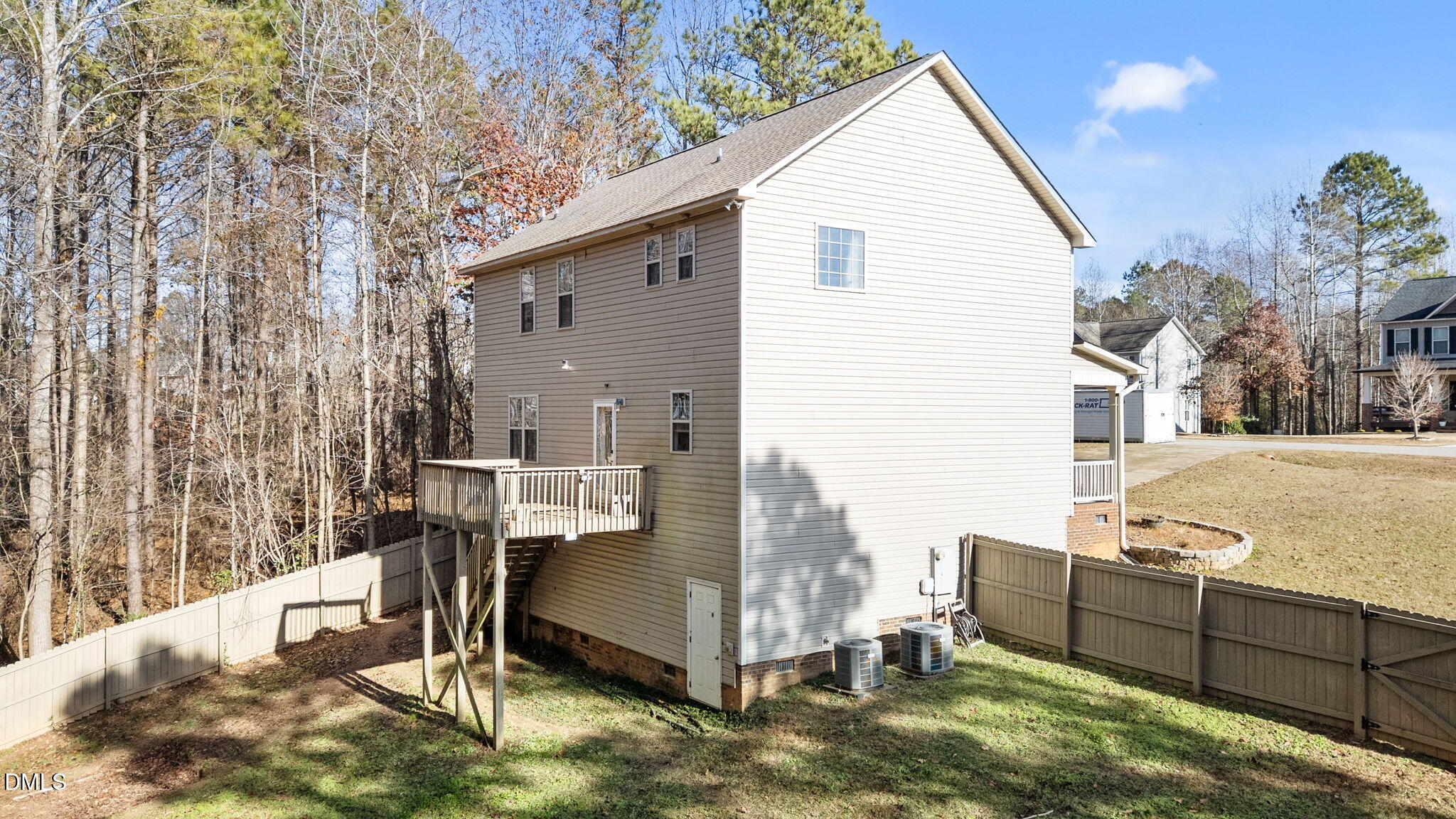 94 Diamond Creek Drive Property Photo 37