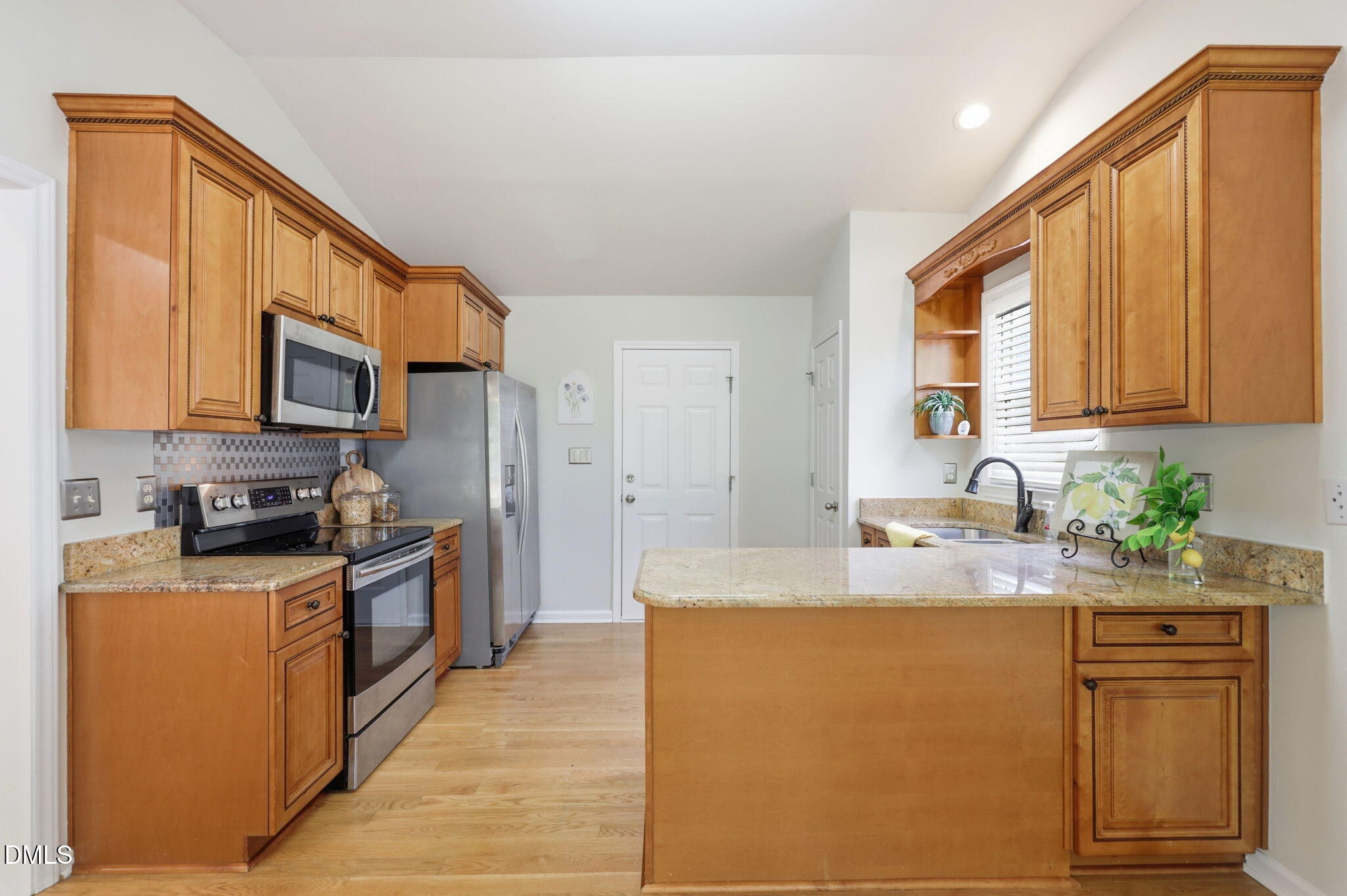 2912 Sedgefield Pines Lane Property Photo 12