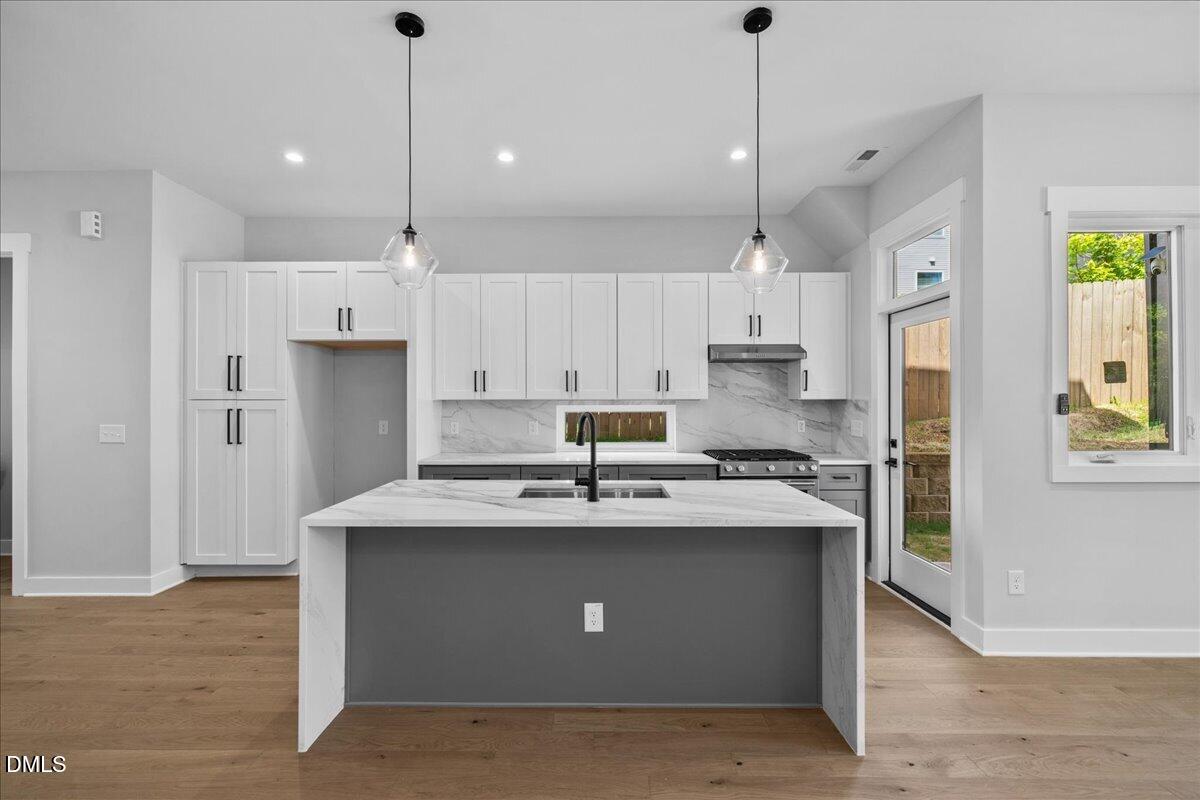 541 Bragg Street Property Photo 7