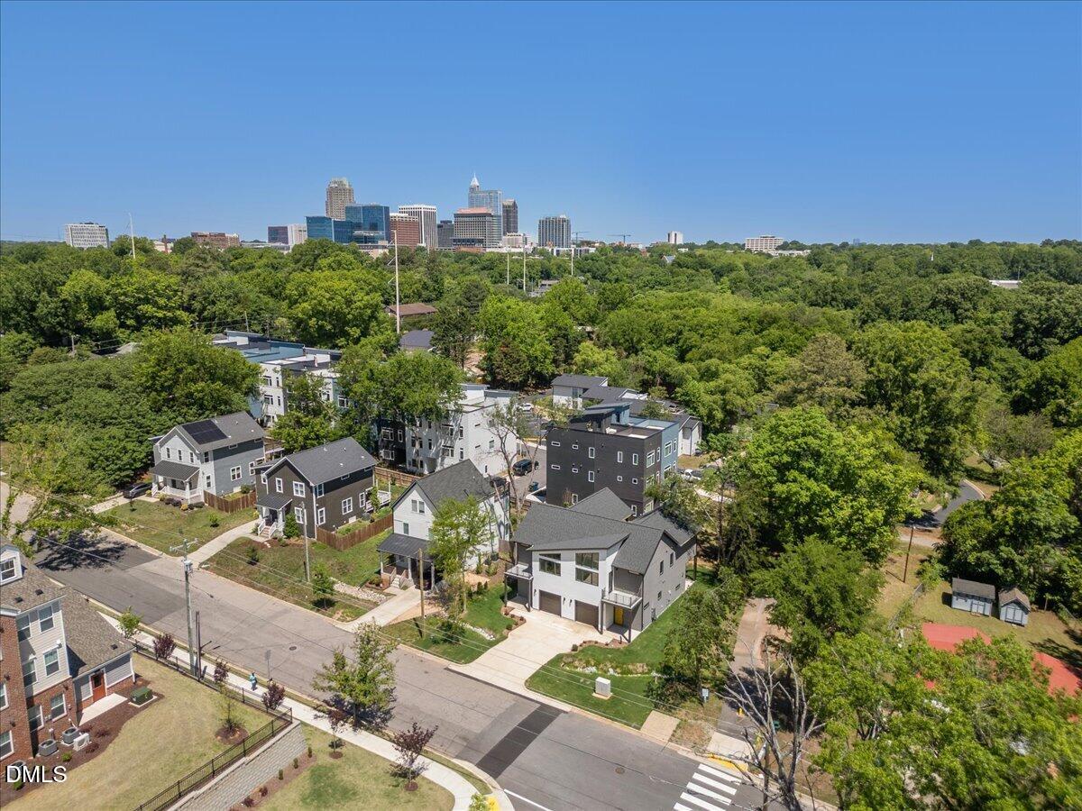 541 Bragg Street Property Photo 11