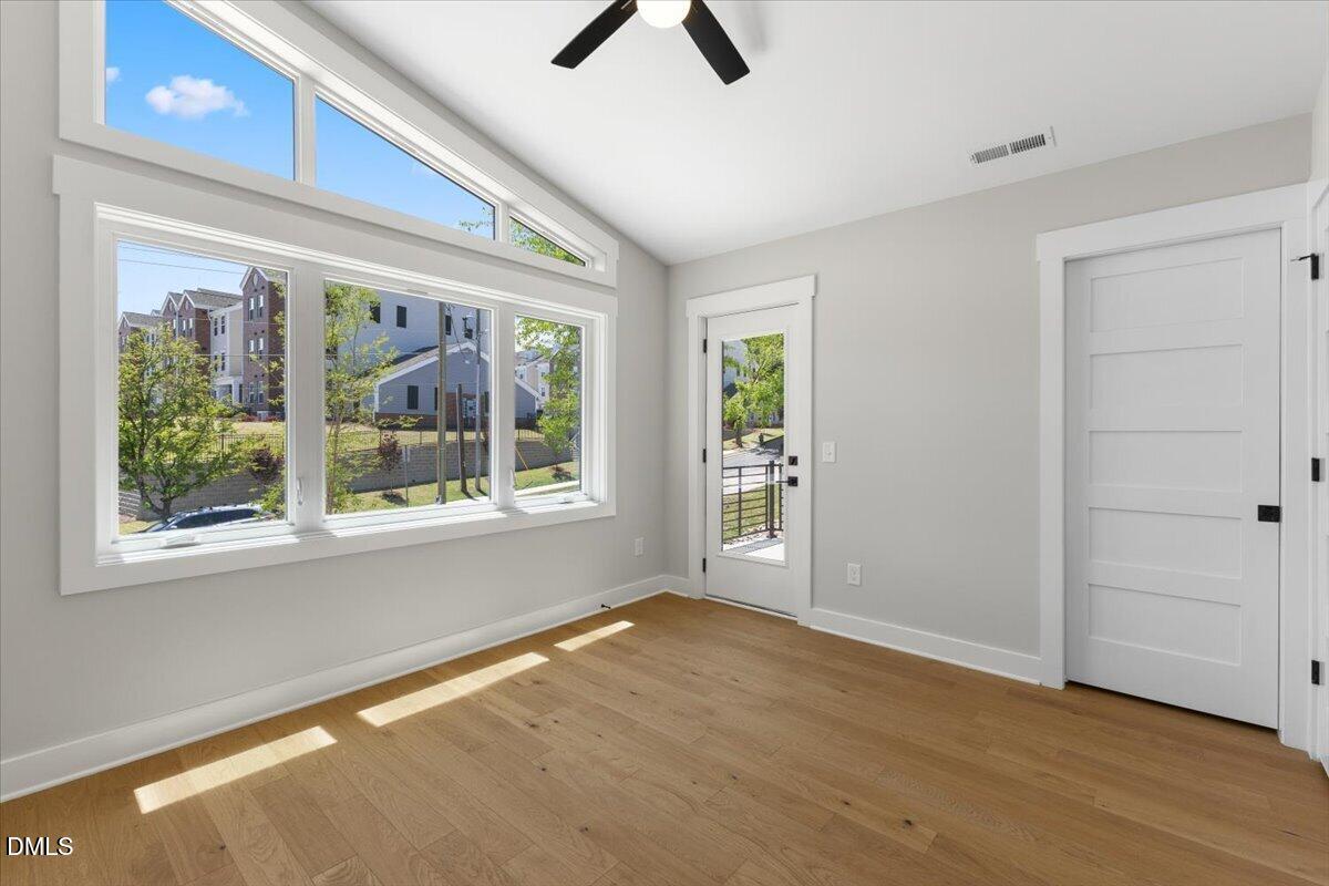541 Bragg Street Property Photo 20