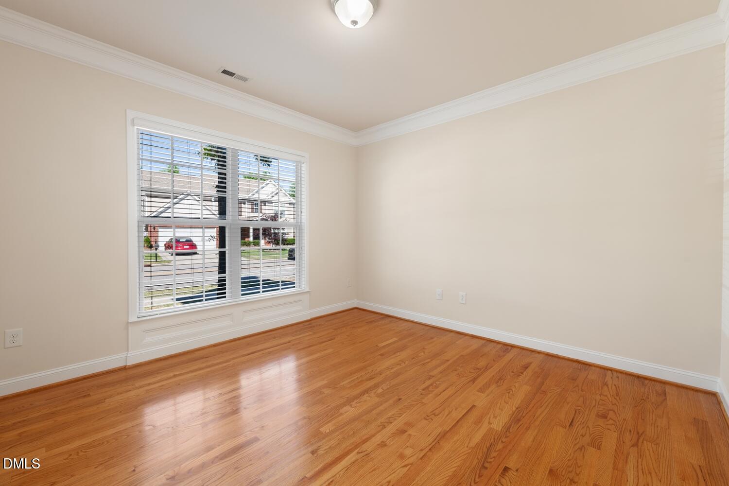 1132 Cozy Oak Avenue Property Photo 9