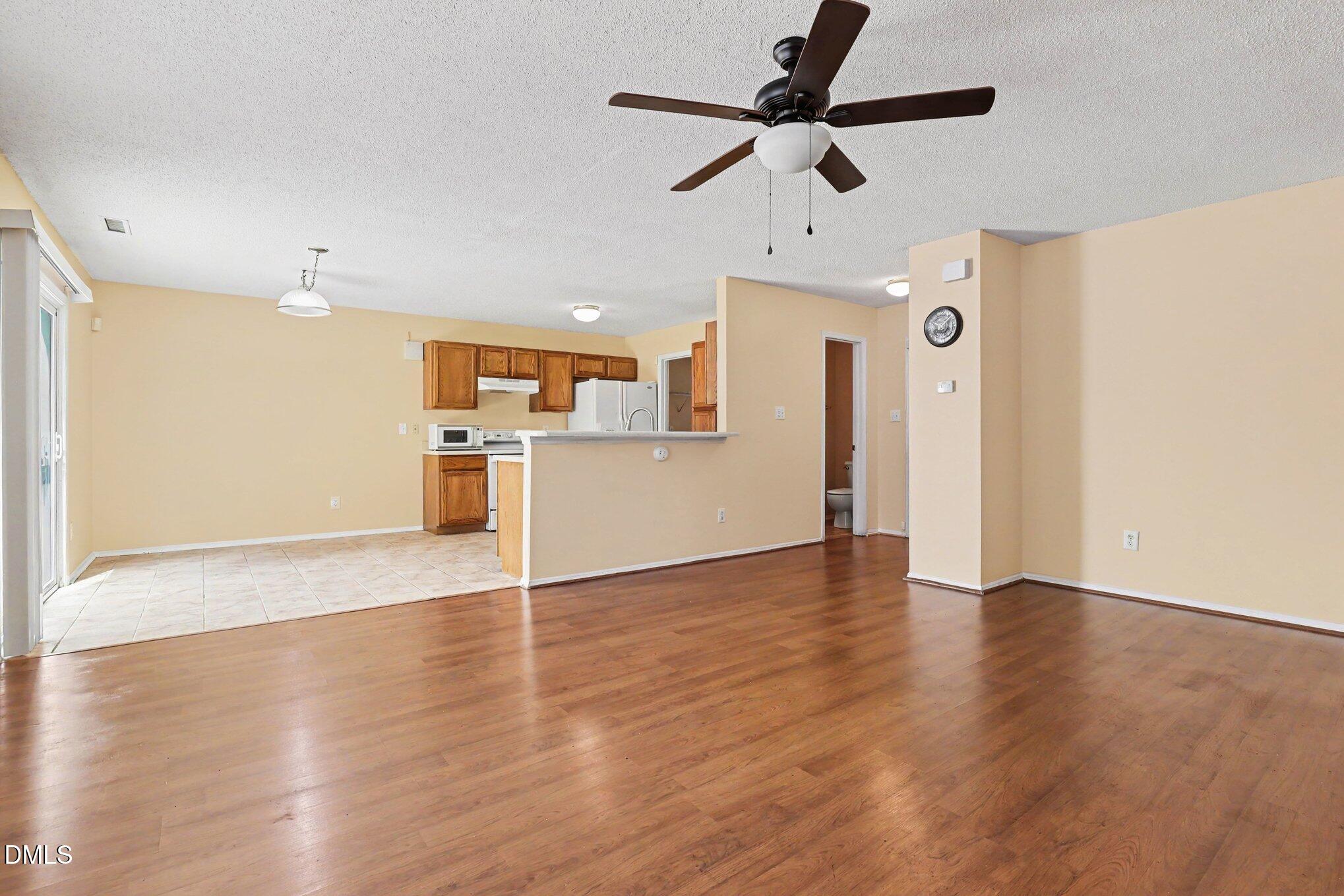 4501 Bekonscot Avenue Property Photo 7