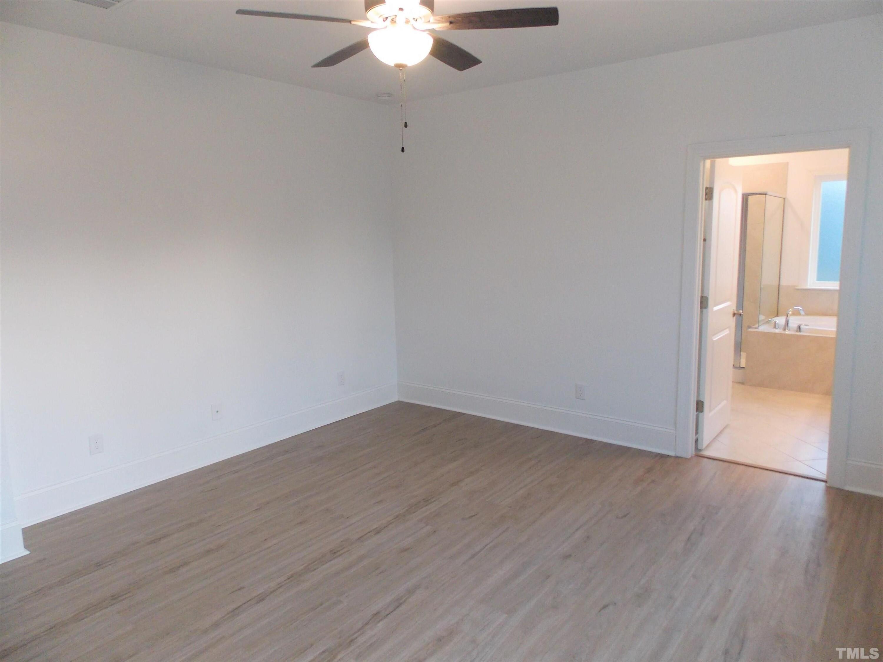2940 Thurman Dairy Loop Property Photo 13