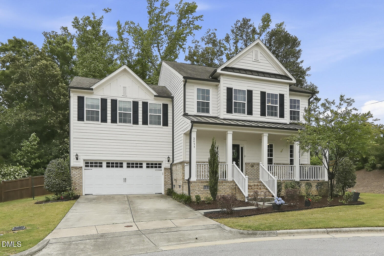 2433 Balmoor Trace Property Photo 8