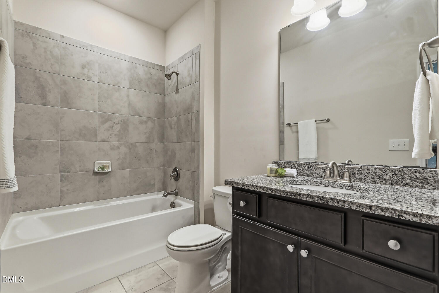 2433 Balmoor Trace Property Photo 42