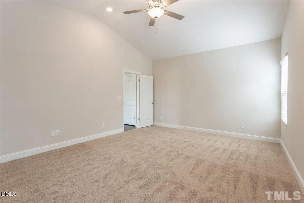 90 Level Drive Property Photo 8