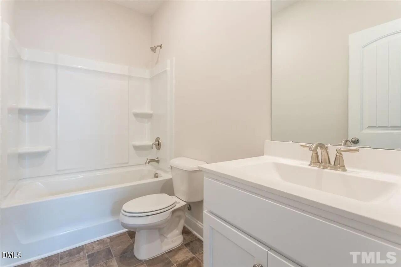 90 Level Drive Property Photo 14