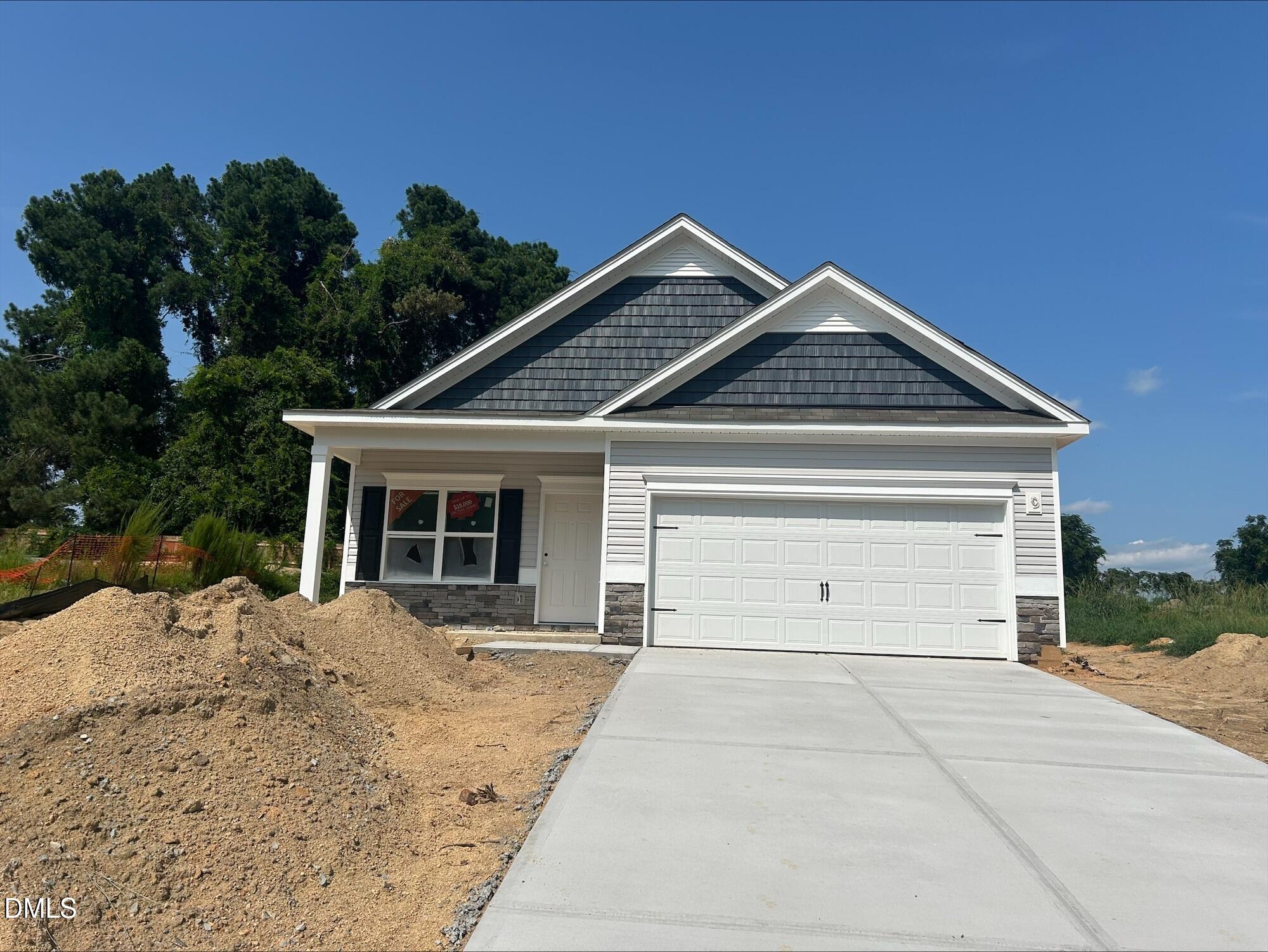 127 White Azalea Way Property Photo 3