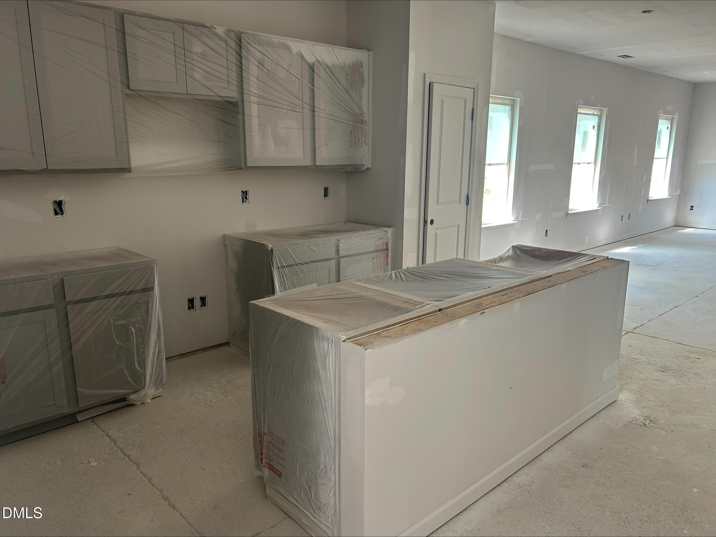 127 White Azalea Way Property Photo 8