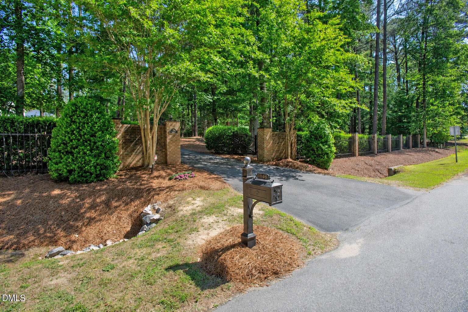 3005 Horse Shoe Farm Road Property Photo 2
