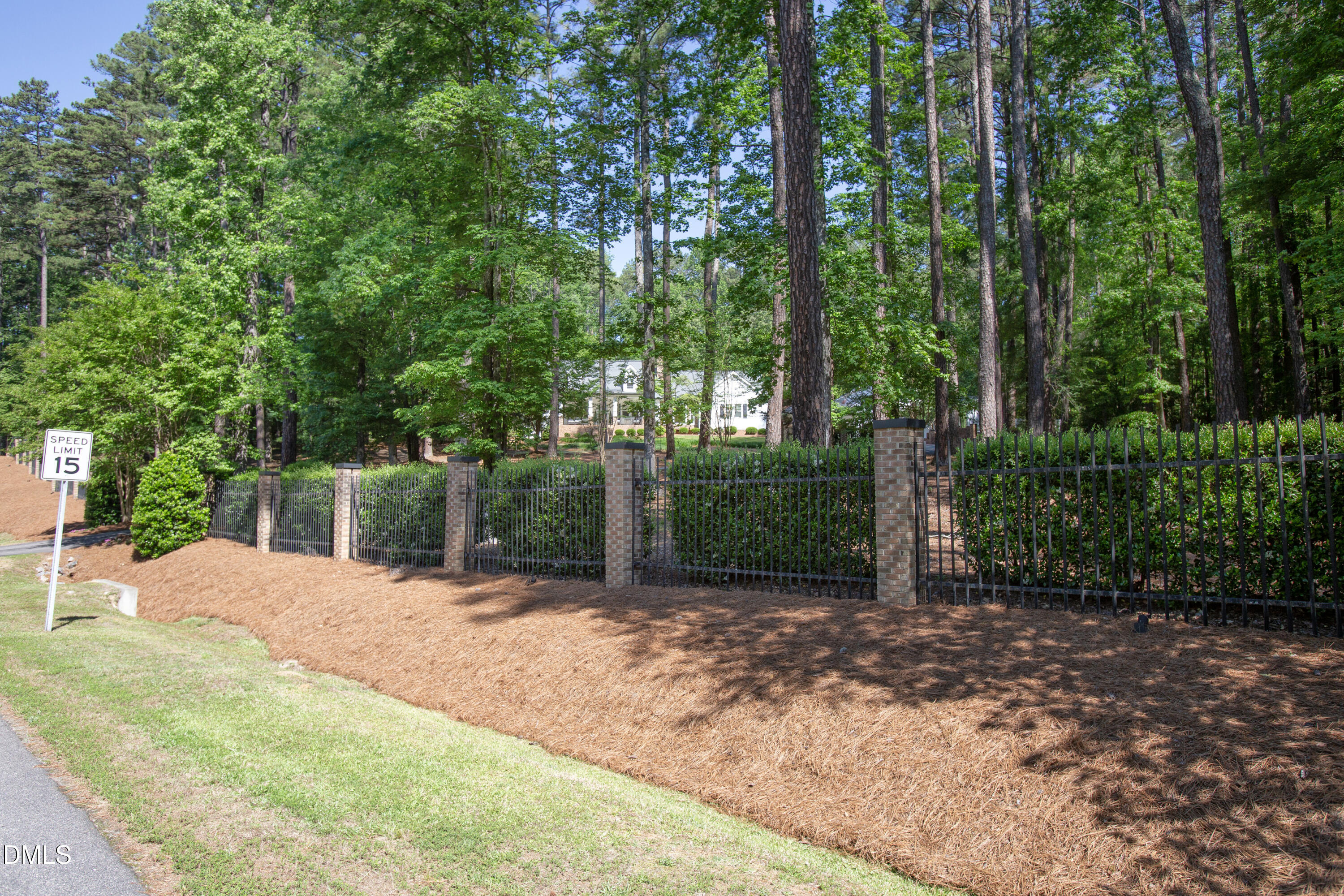 3005 Horse Shoe Farm Road Property Photo 4