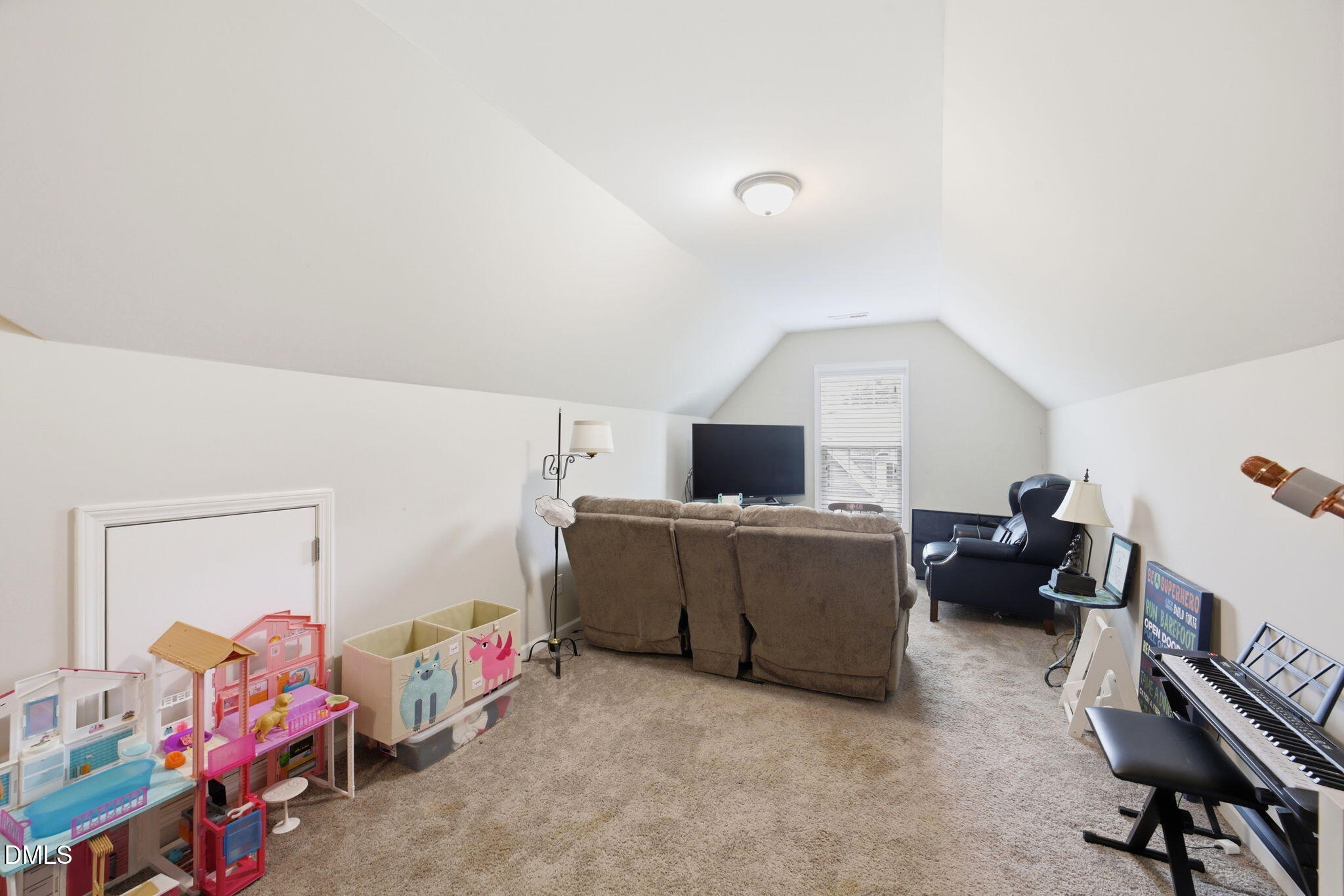 39 Fairview Street Property Photo 27