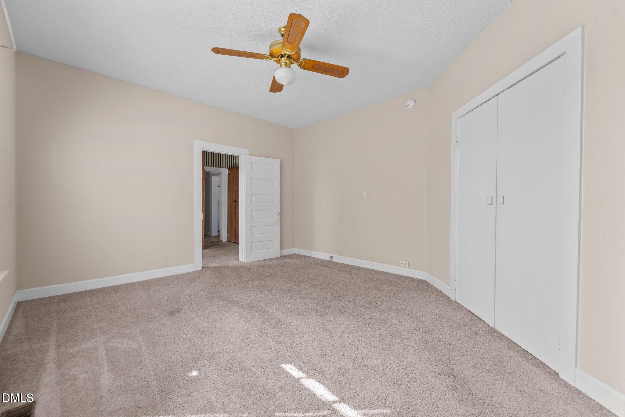 307 E F Street Property Photo 5
