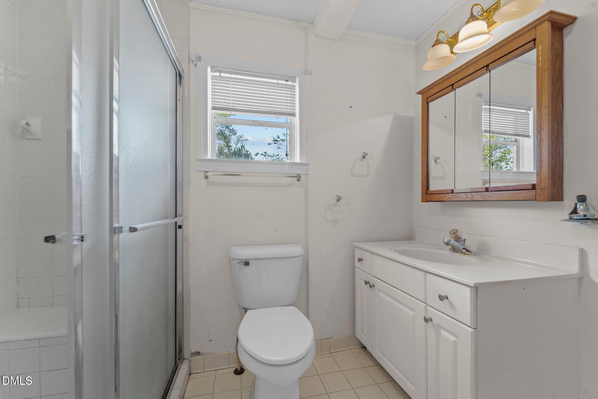 307 E F Street Property Photo 9