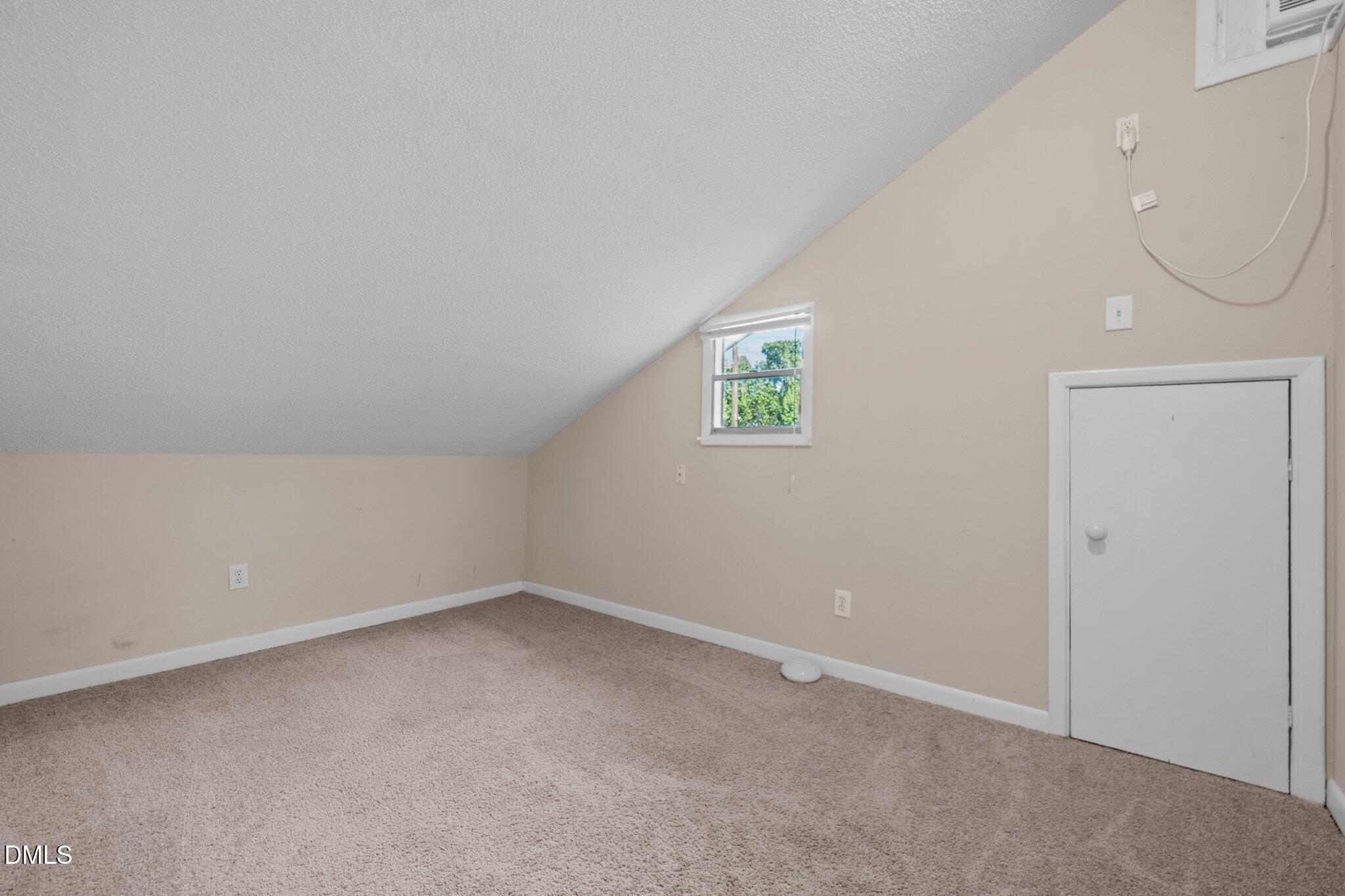 307 E F Street Property Photo 11