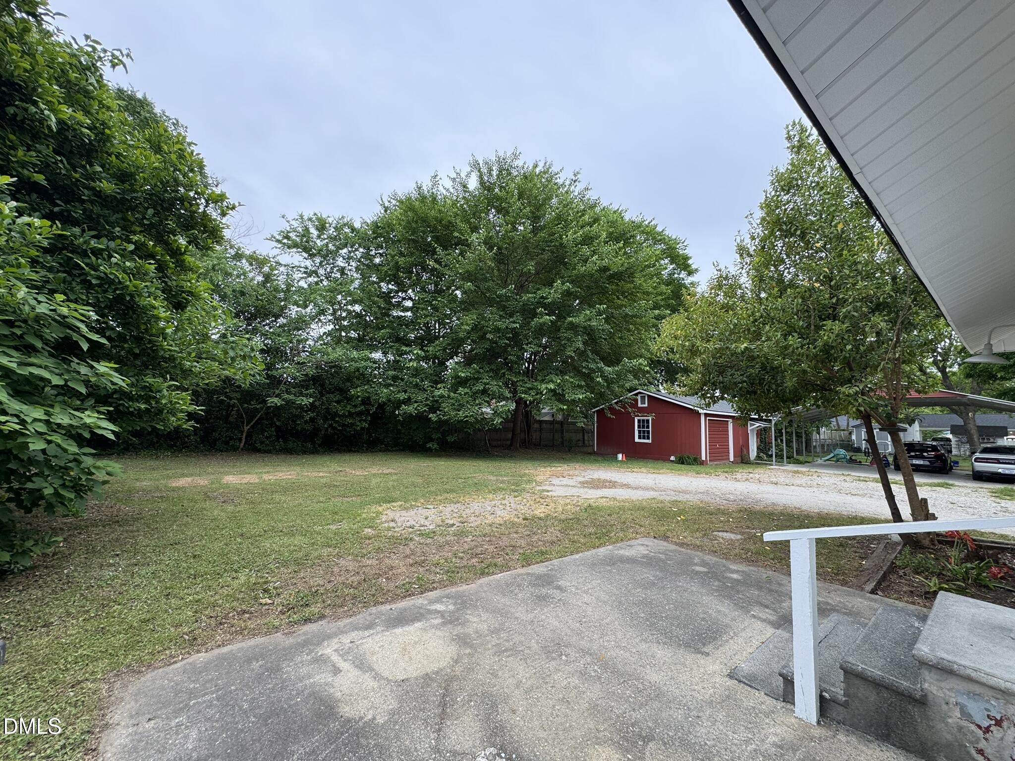 307 E F Street Property Photo 17
