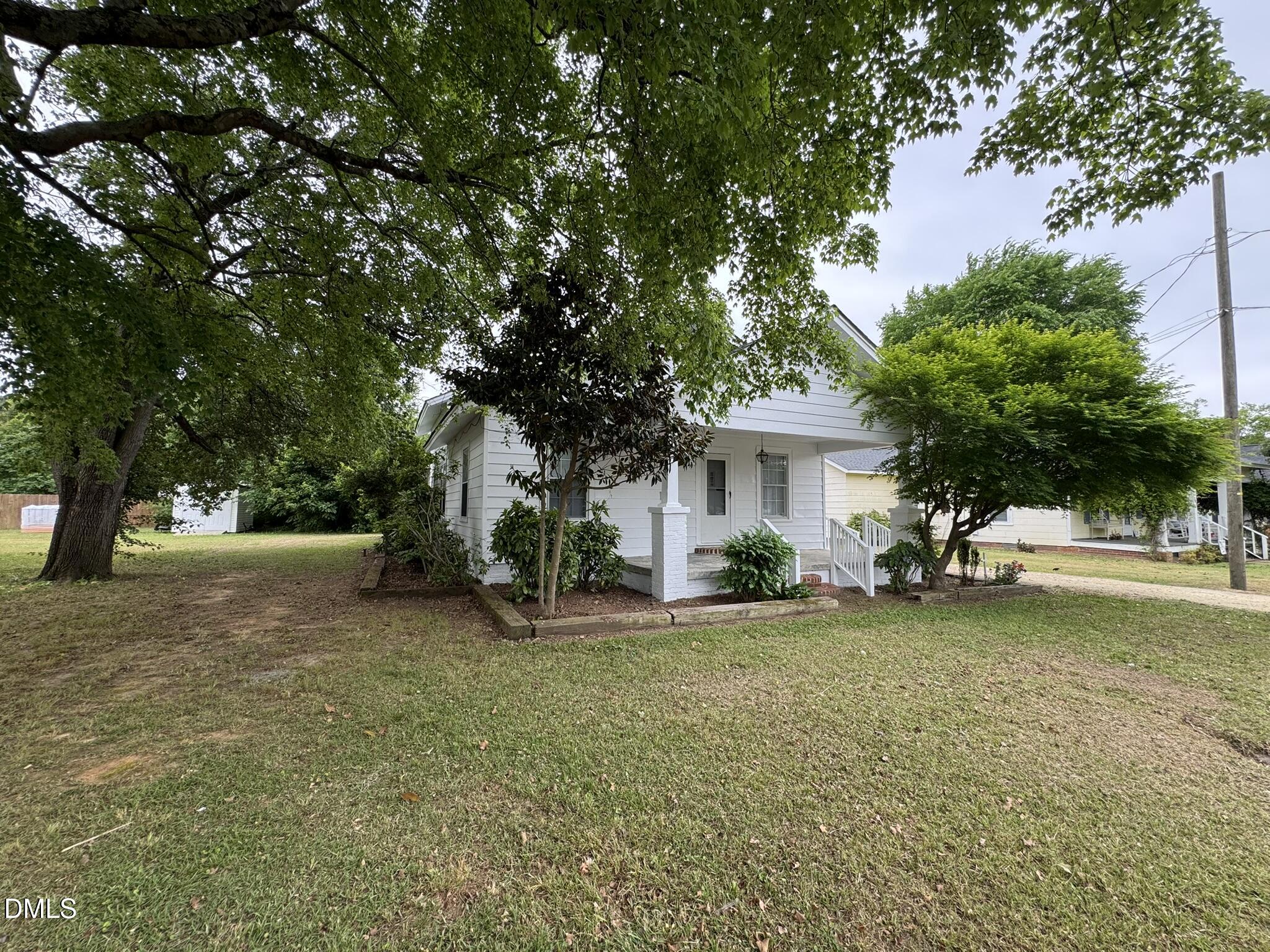 307 E F Street Property Photo 20