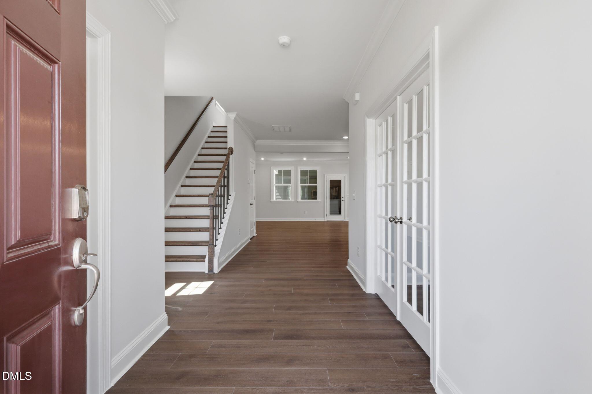 1733 Uplift Avenue Property Photo 2