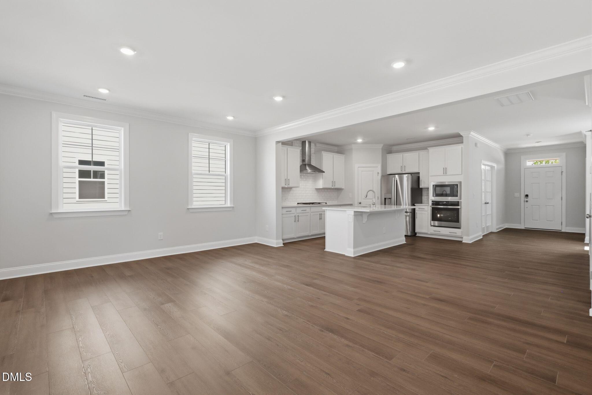 1733 Uplift Avenue Property Photo 5