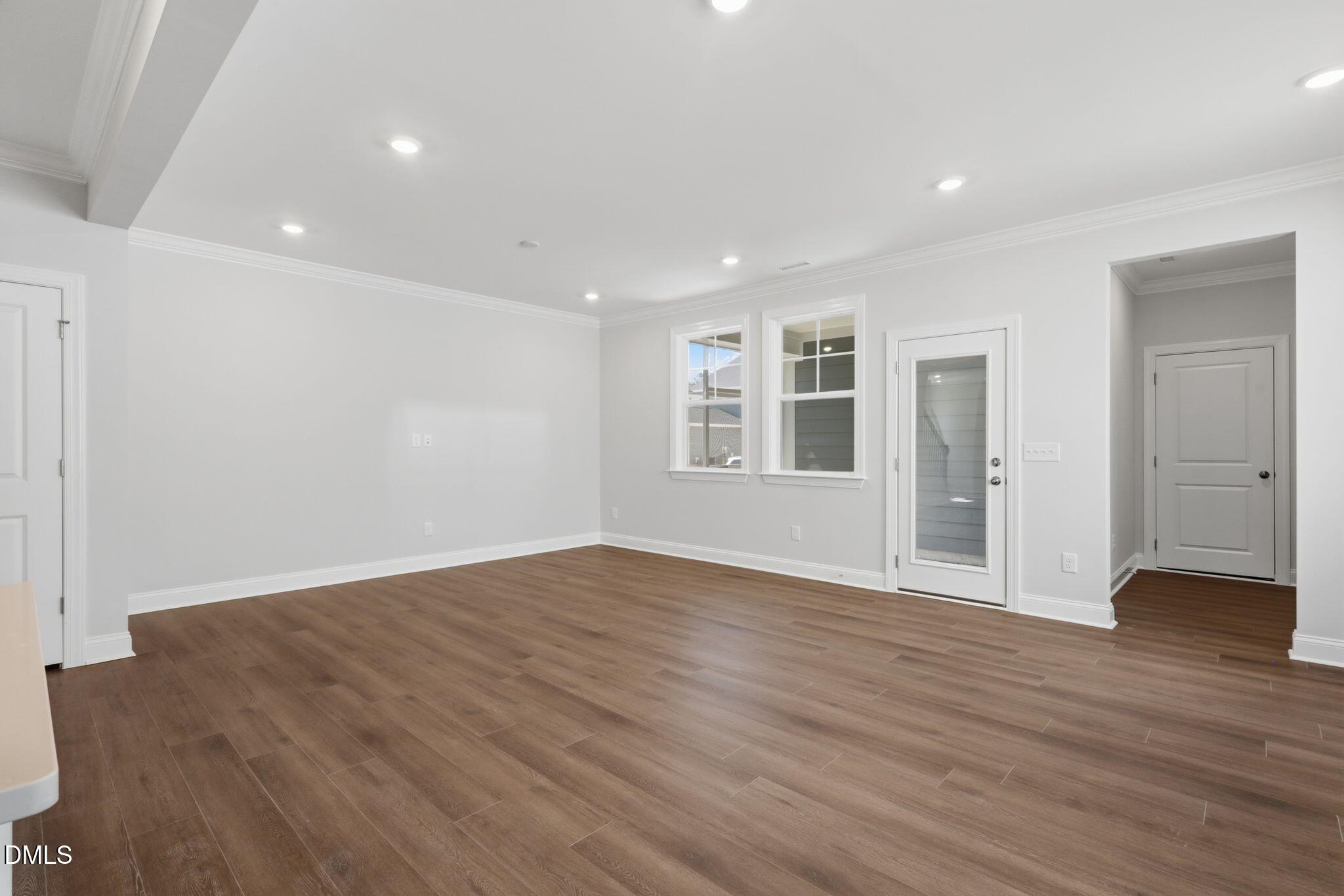 1733 Uplift Avenue Property Photo 15