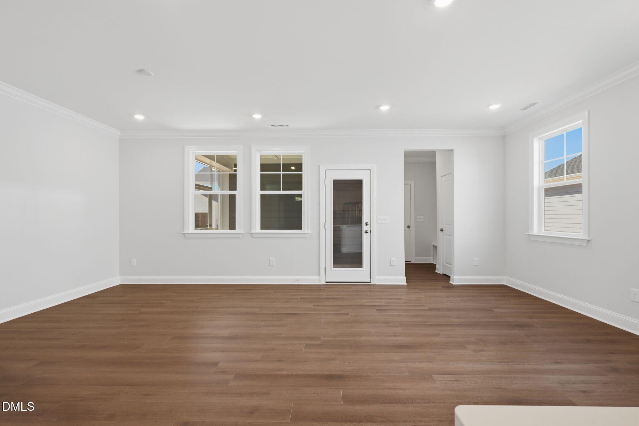 1733 Uplift Avenue Property Photo 17