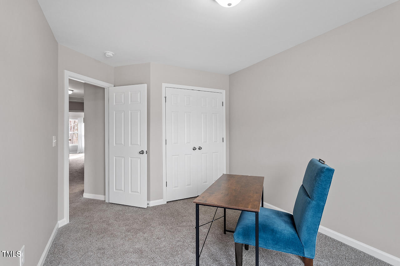 878 John Street Property Photo 18