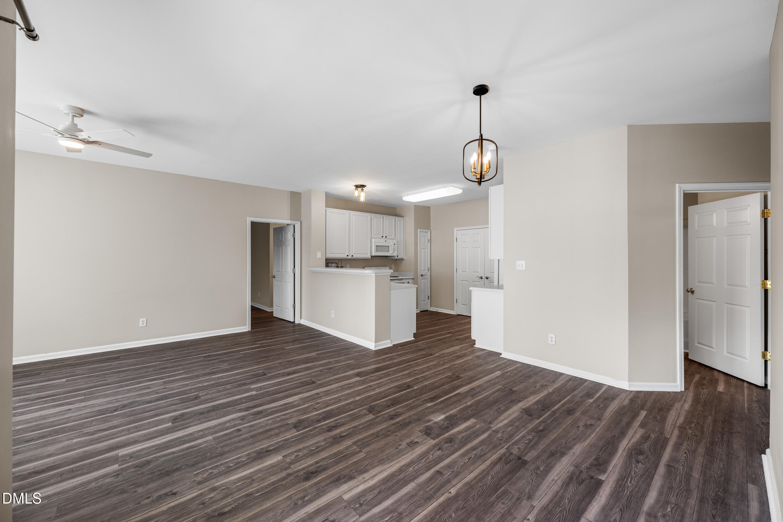 3512 Kudrow Lane Property Photo 6