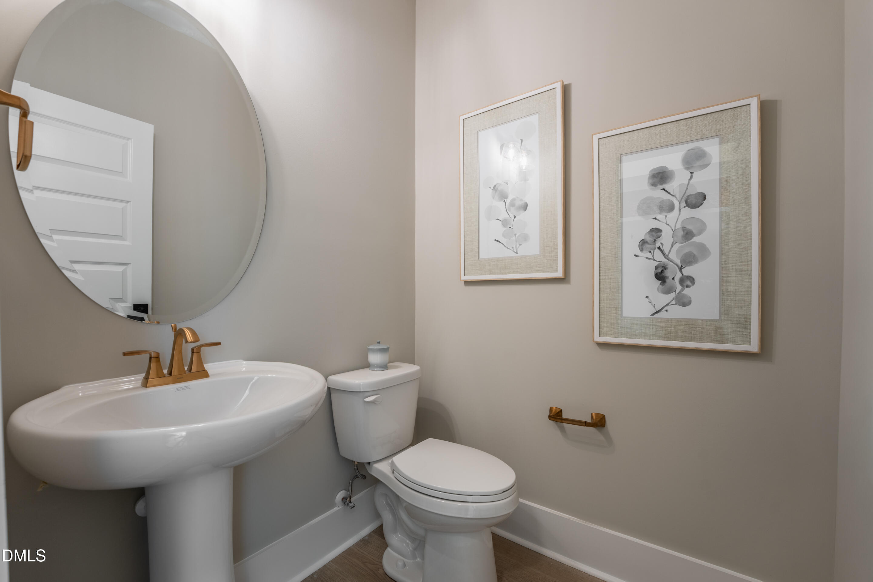 415 Heidi May Way Property Photo 6