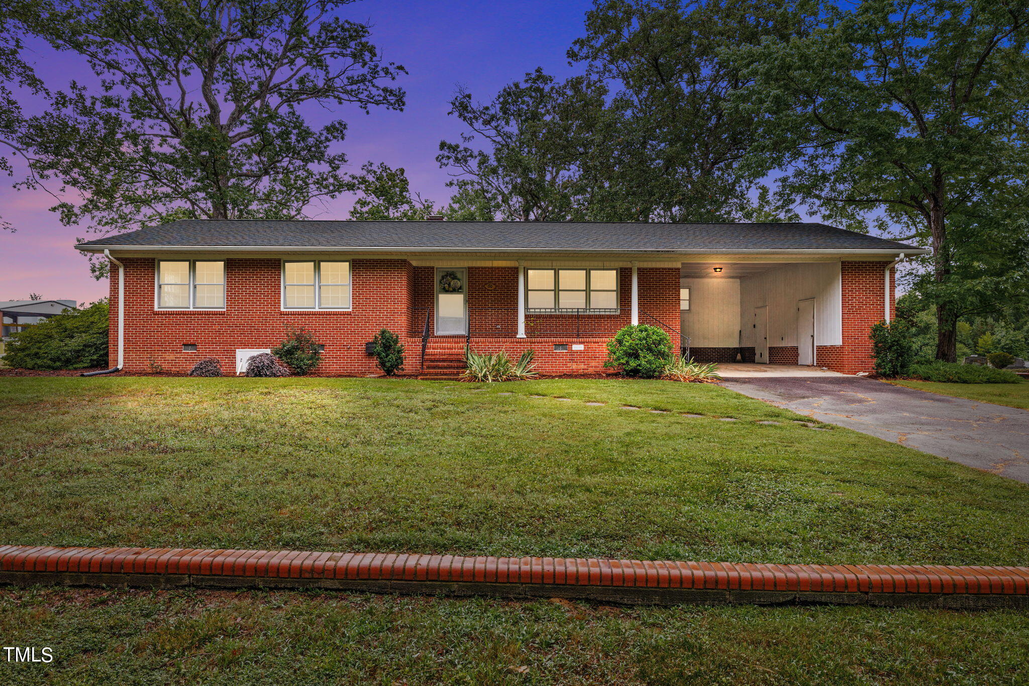 60 Lancaster Drive Property Photo 1