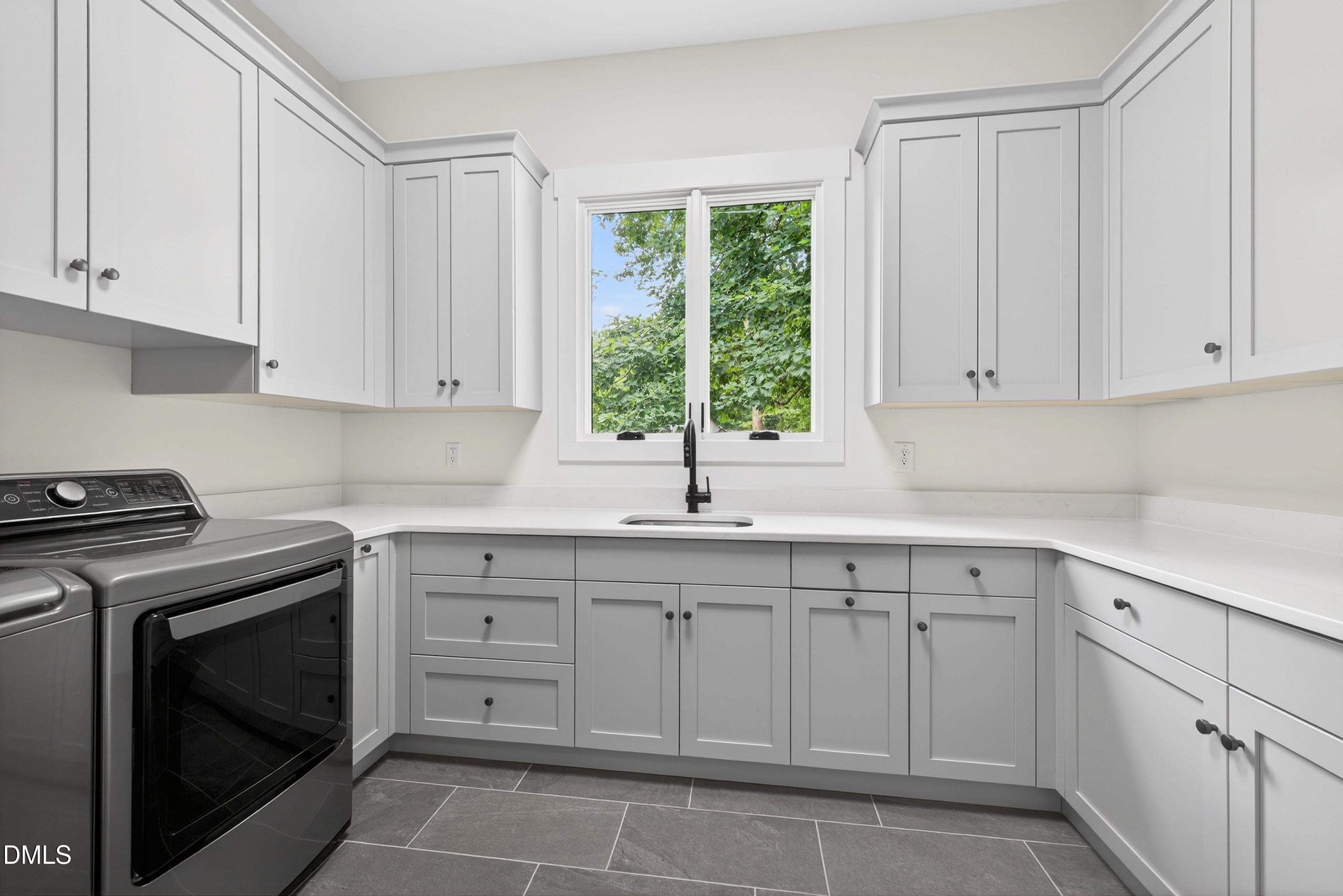 608 Webster Street Property Photo 29