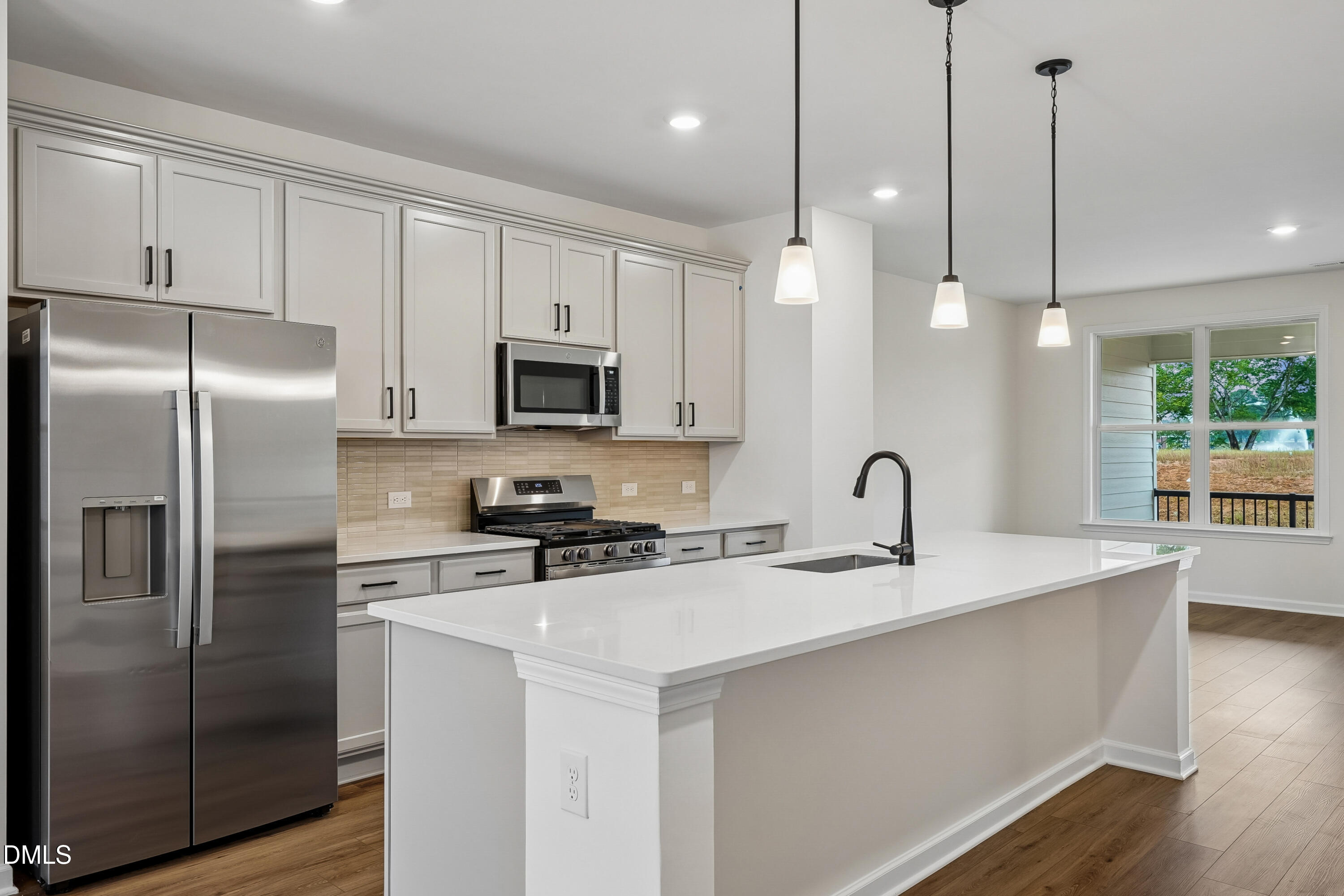 13 E Tiger Lily Trail 53 Property Photo 15
