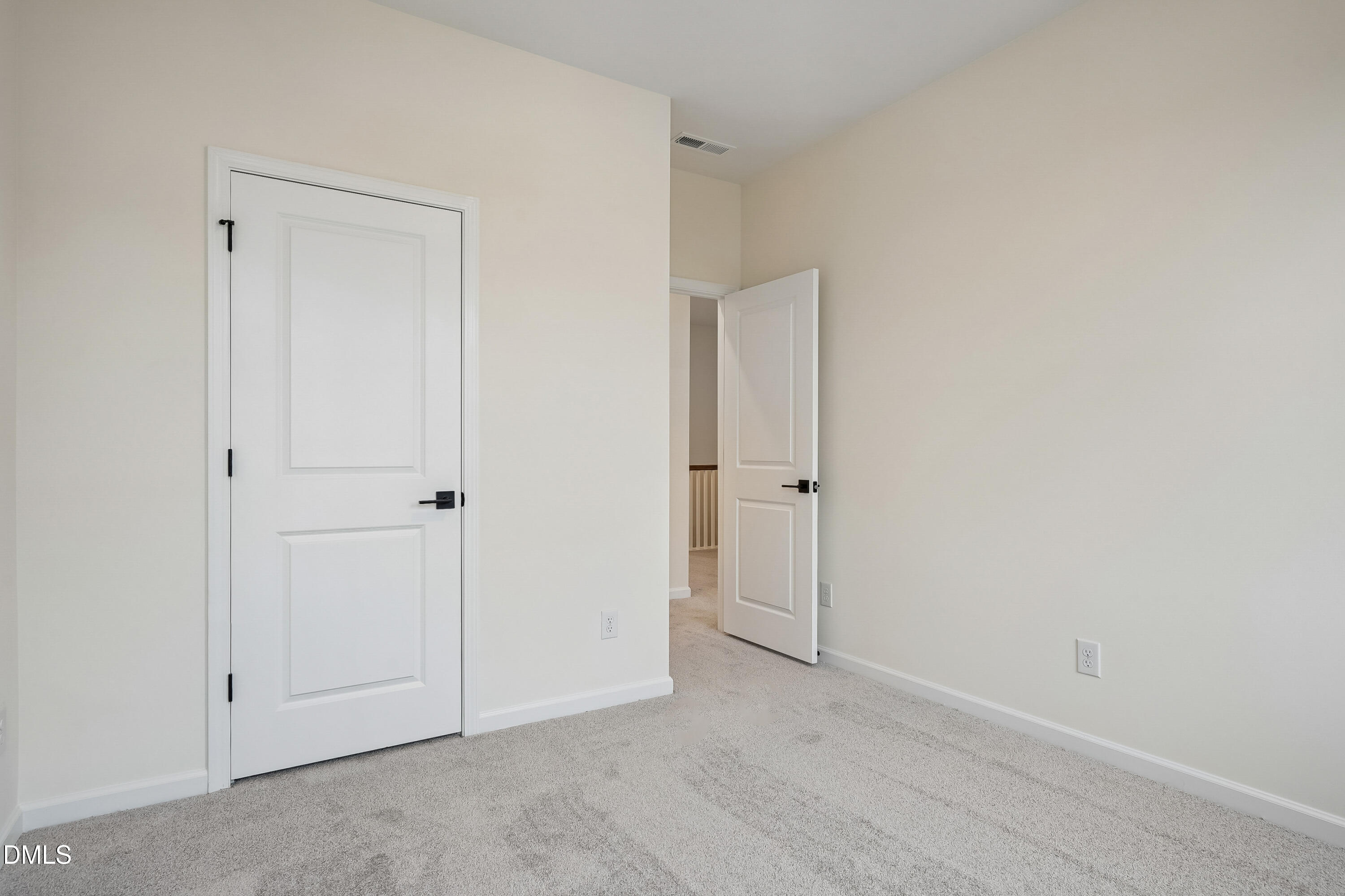 13 E Tiger Lily Trail 53 Property Photo 23