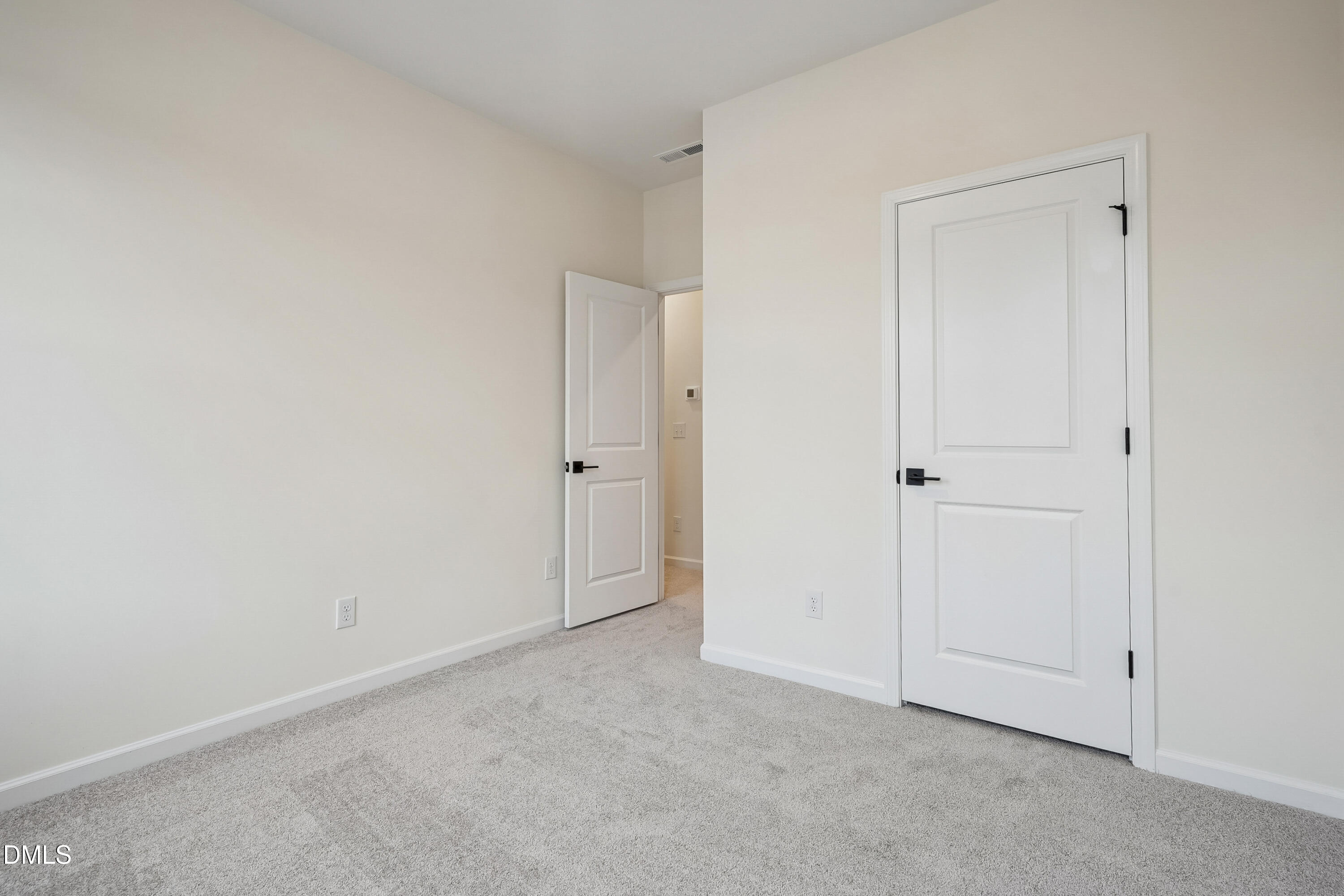 13 E Tiger Lily Trail 53 Property Photo 25