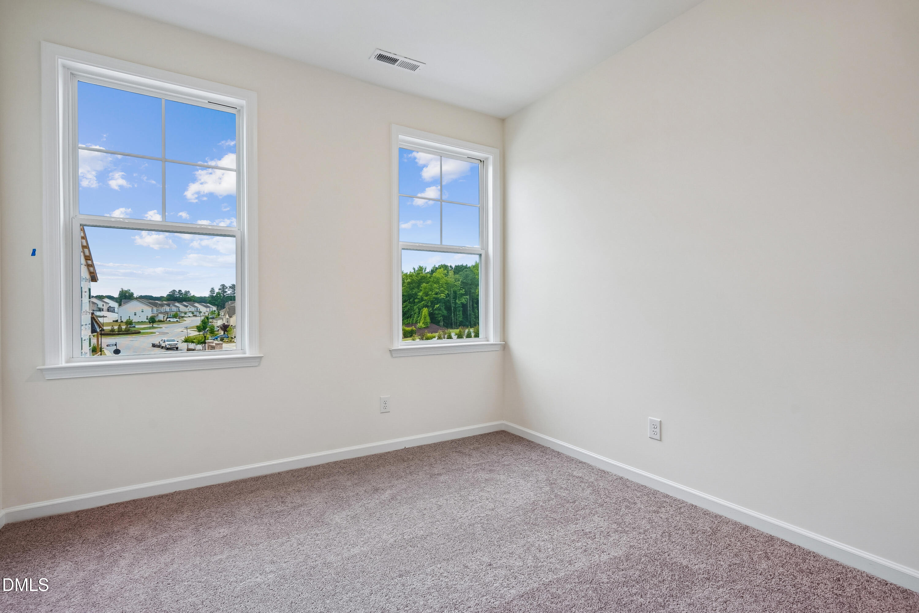 9 E Tiger Lily Trail 52 Property Photo 26