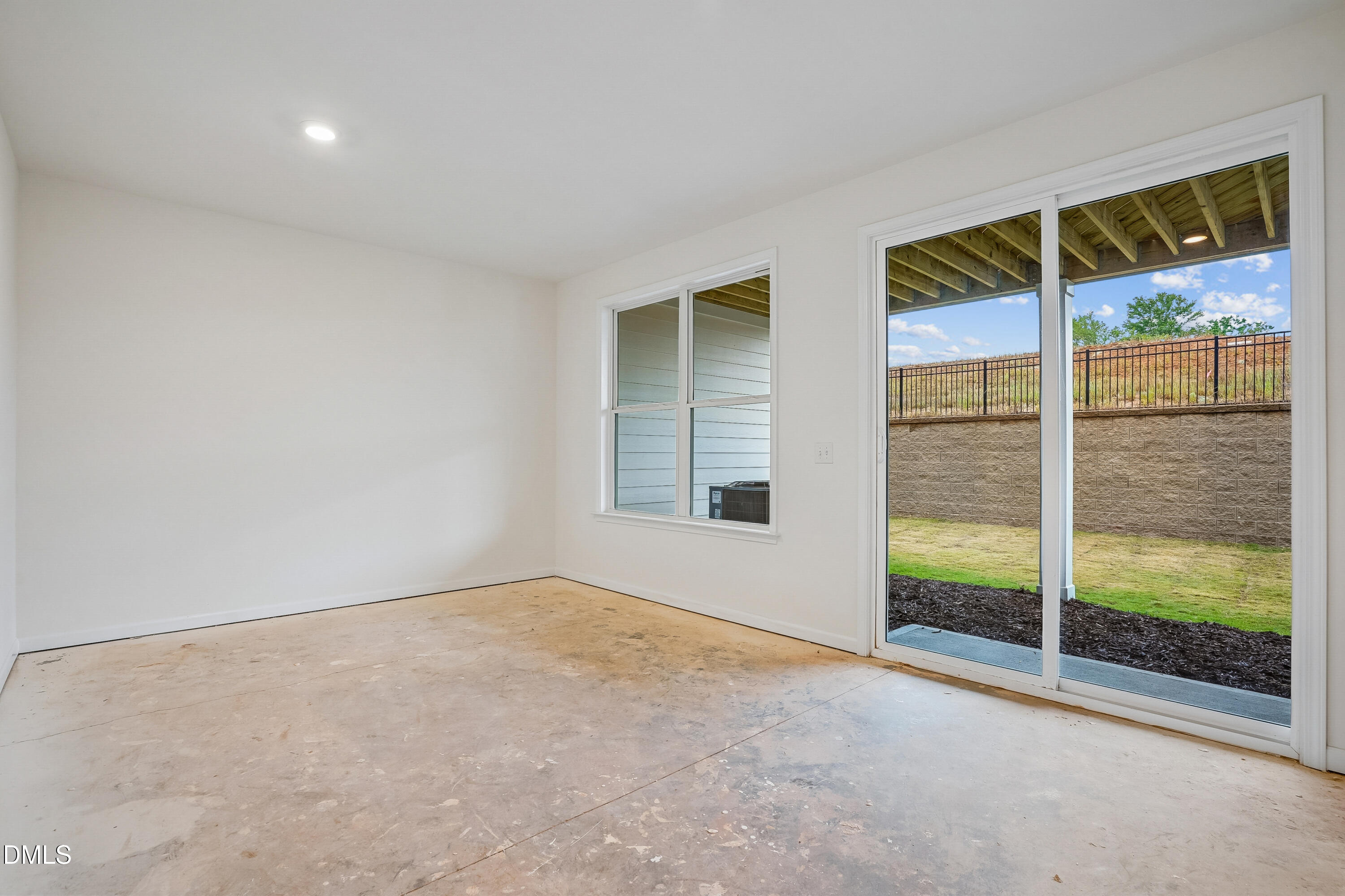 9 E Tiger Lily Trail 52 Property Photo 30