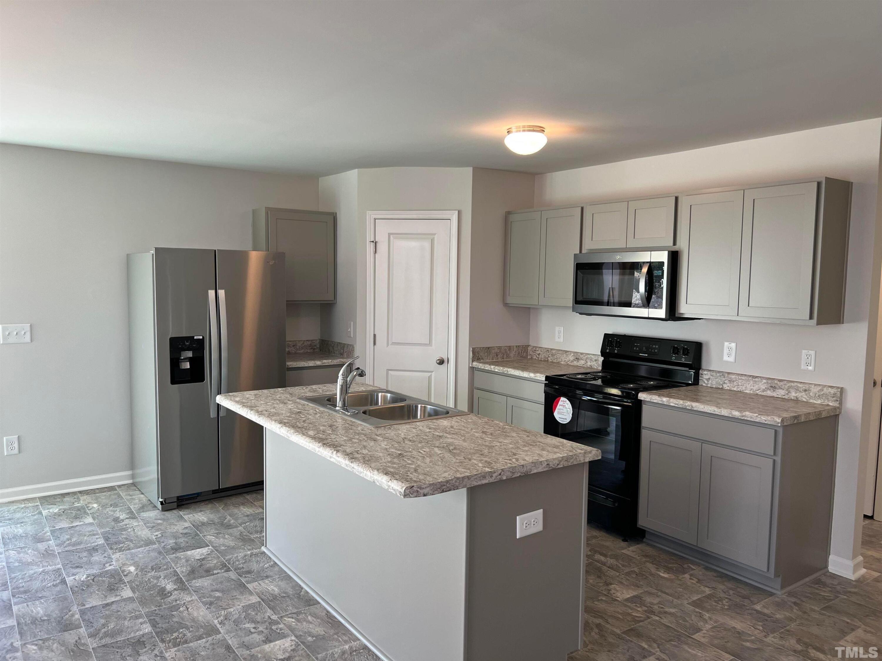179 Maple Tree Lane Property Photo 2