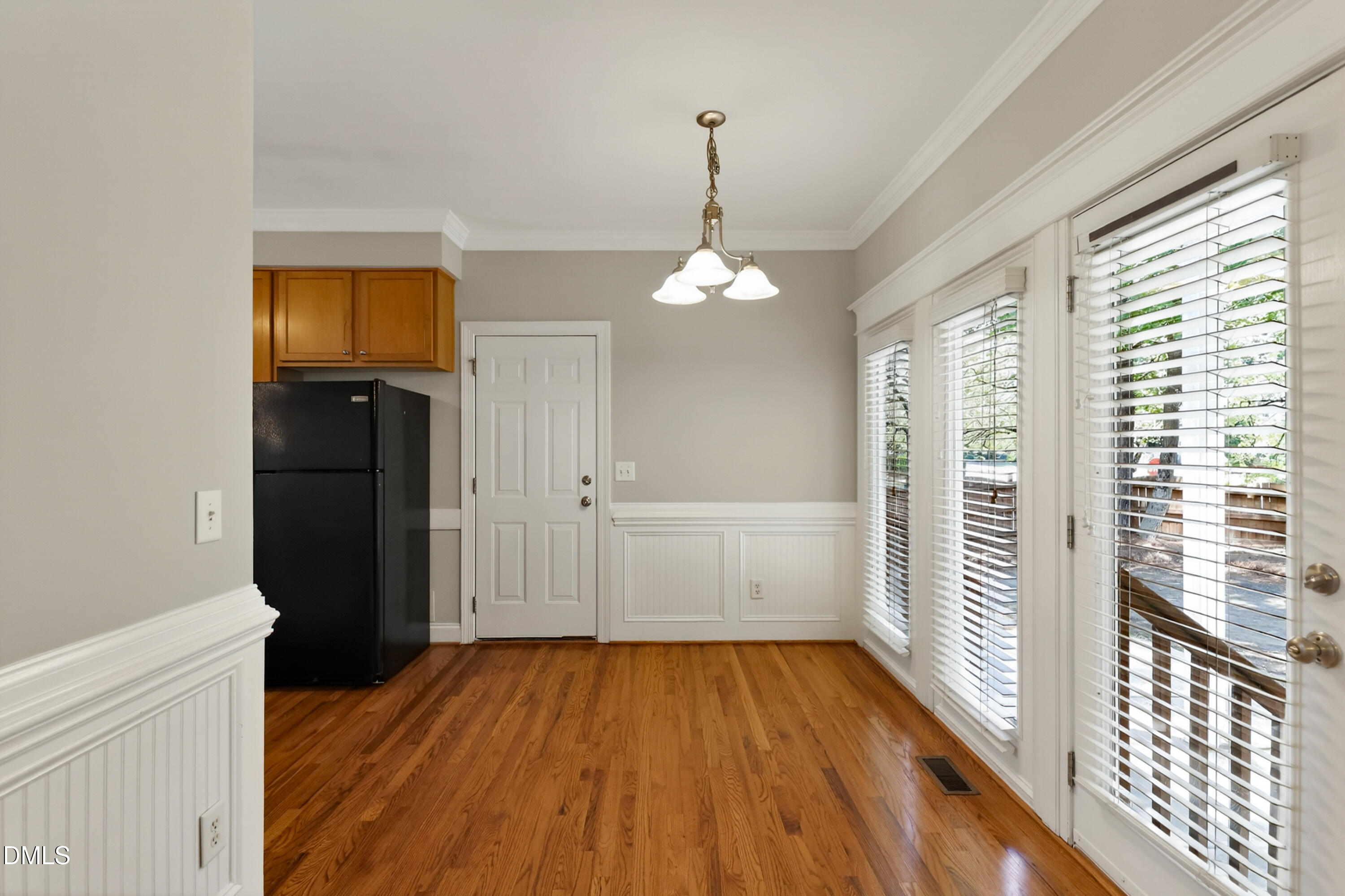 1001 Manderston Lane Property Photo 11