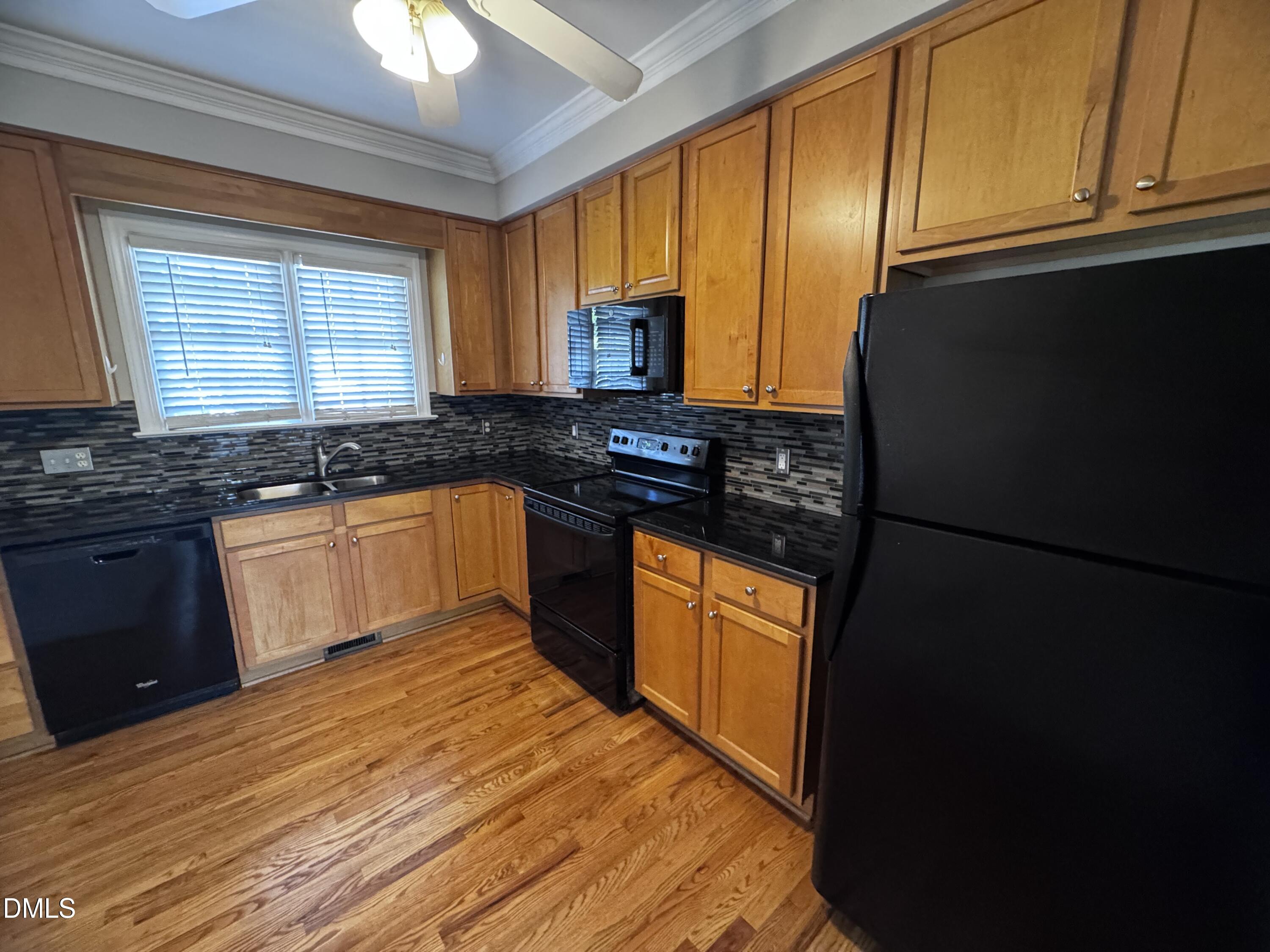 1001 Manderston Lane Property Photo 13