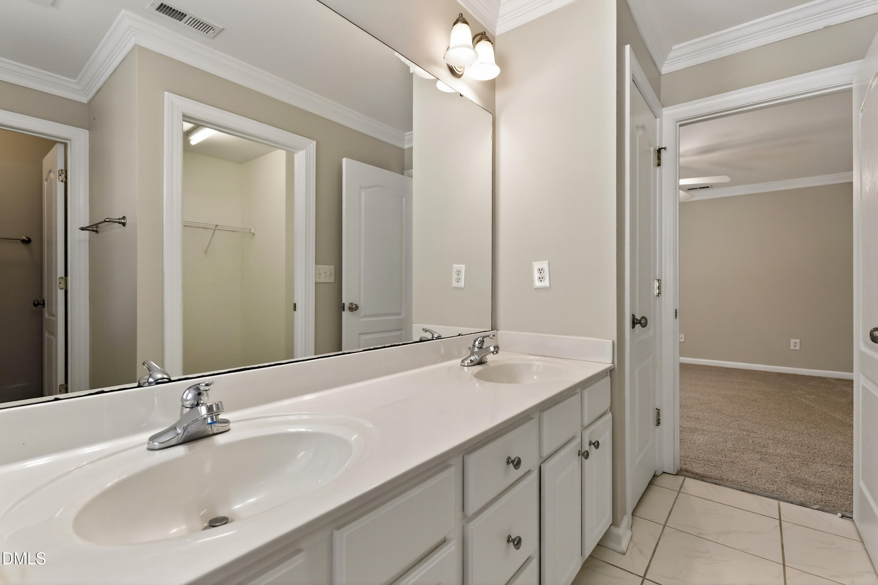 1001 Manderston Lane Property Photo 20
