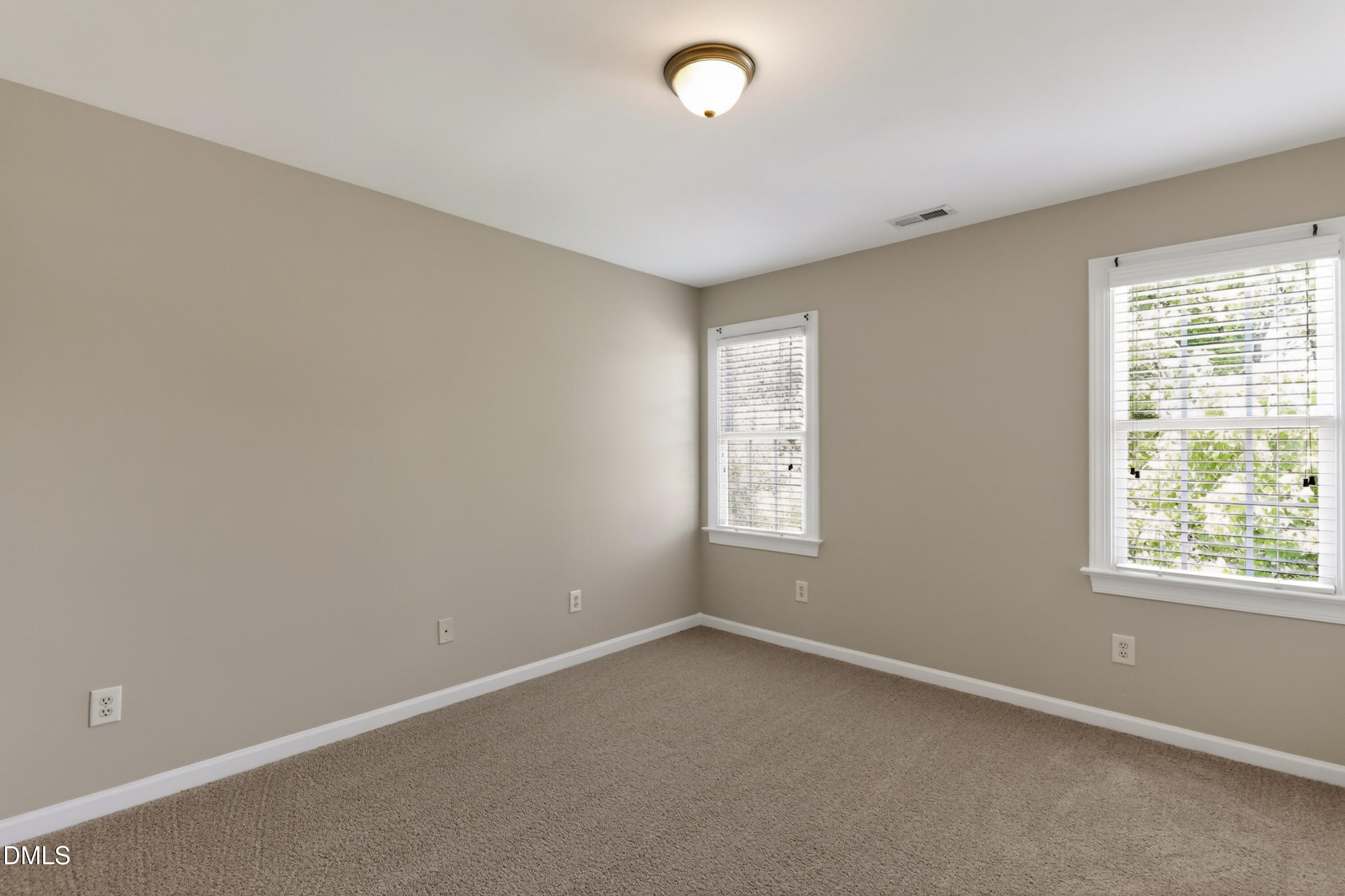 1001 Manderston Lane Property Photo 22