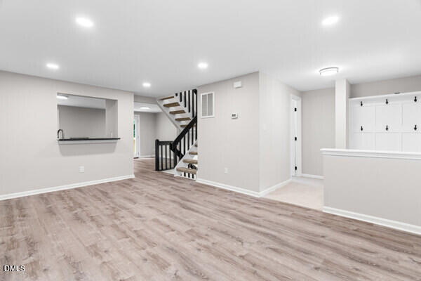 1910 Fox Sterling Drive Property Photo 10