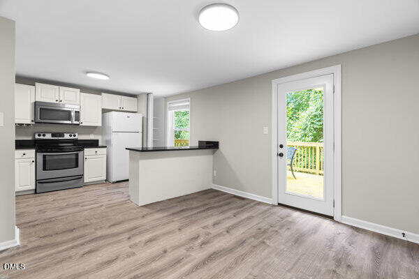 1910 Fox Sterling Drive Property Photo 18