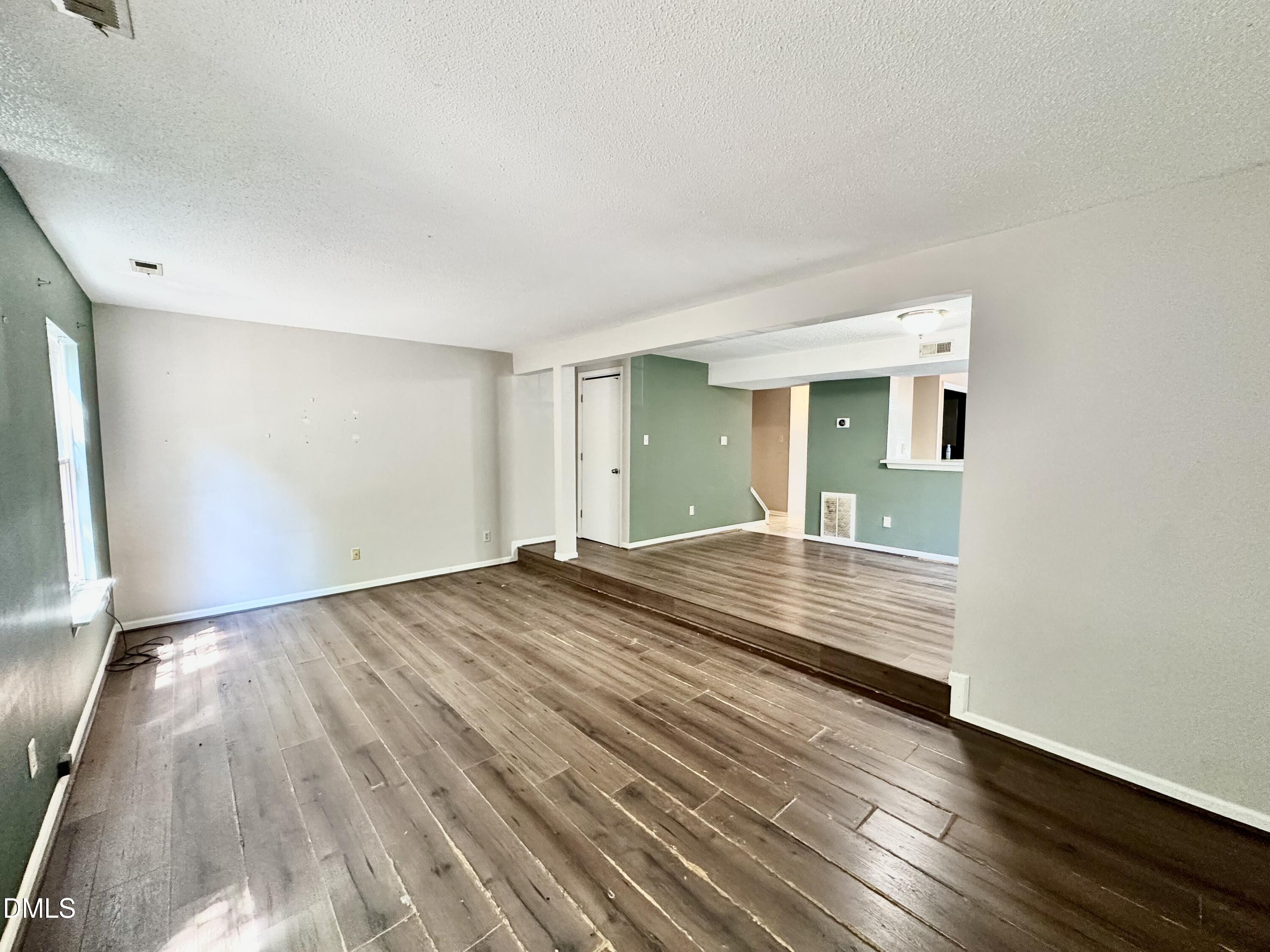 108 E Chalfont Way Property Photo 8