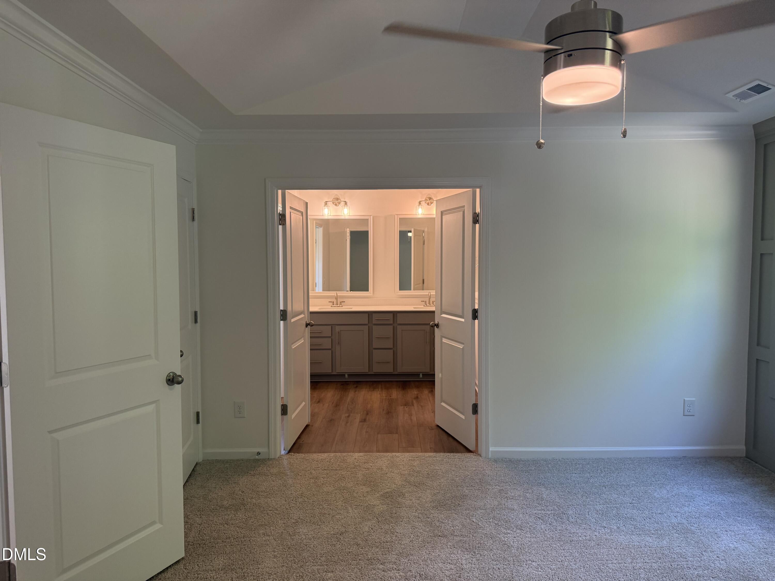 10400 Hamish Drive Property Photo 12