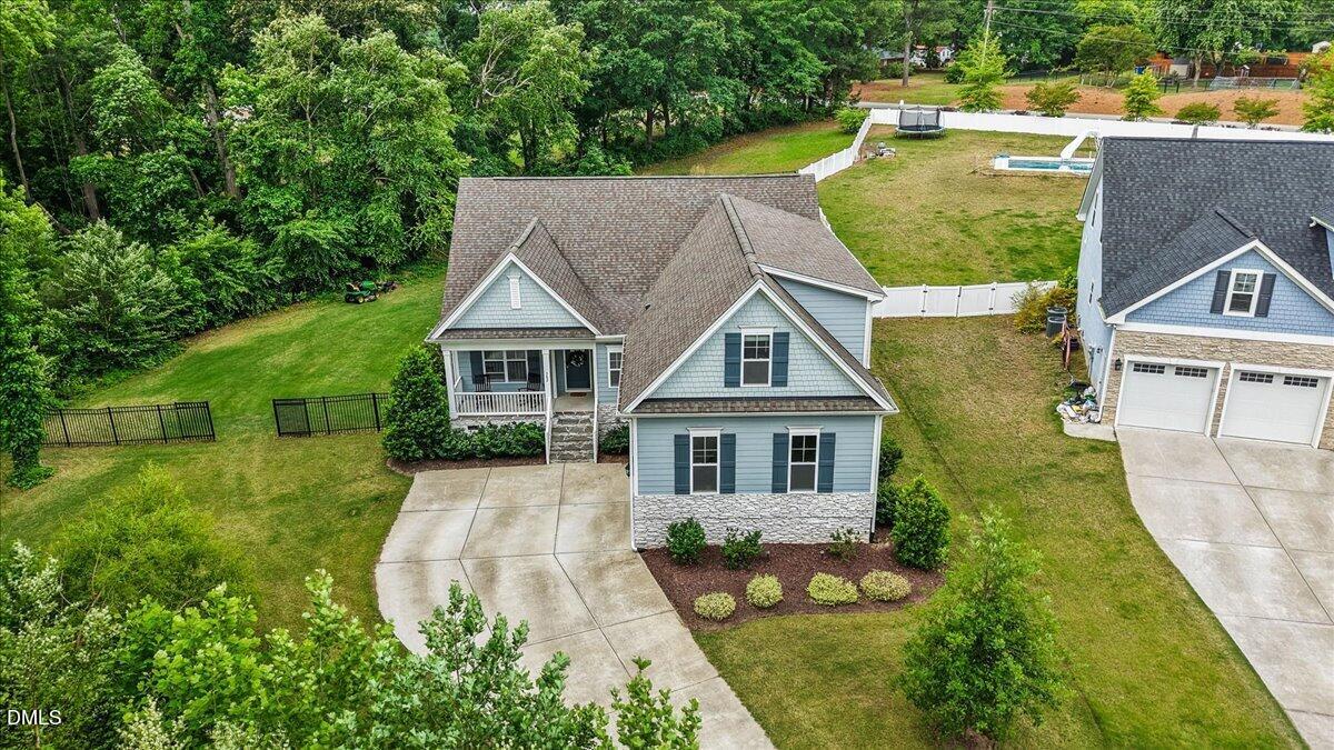 302 Old Hickory Drive Property Photo 3