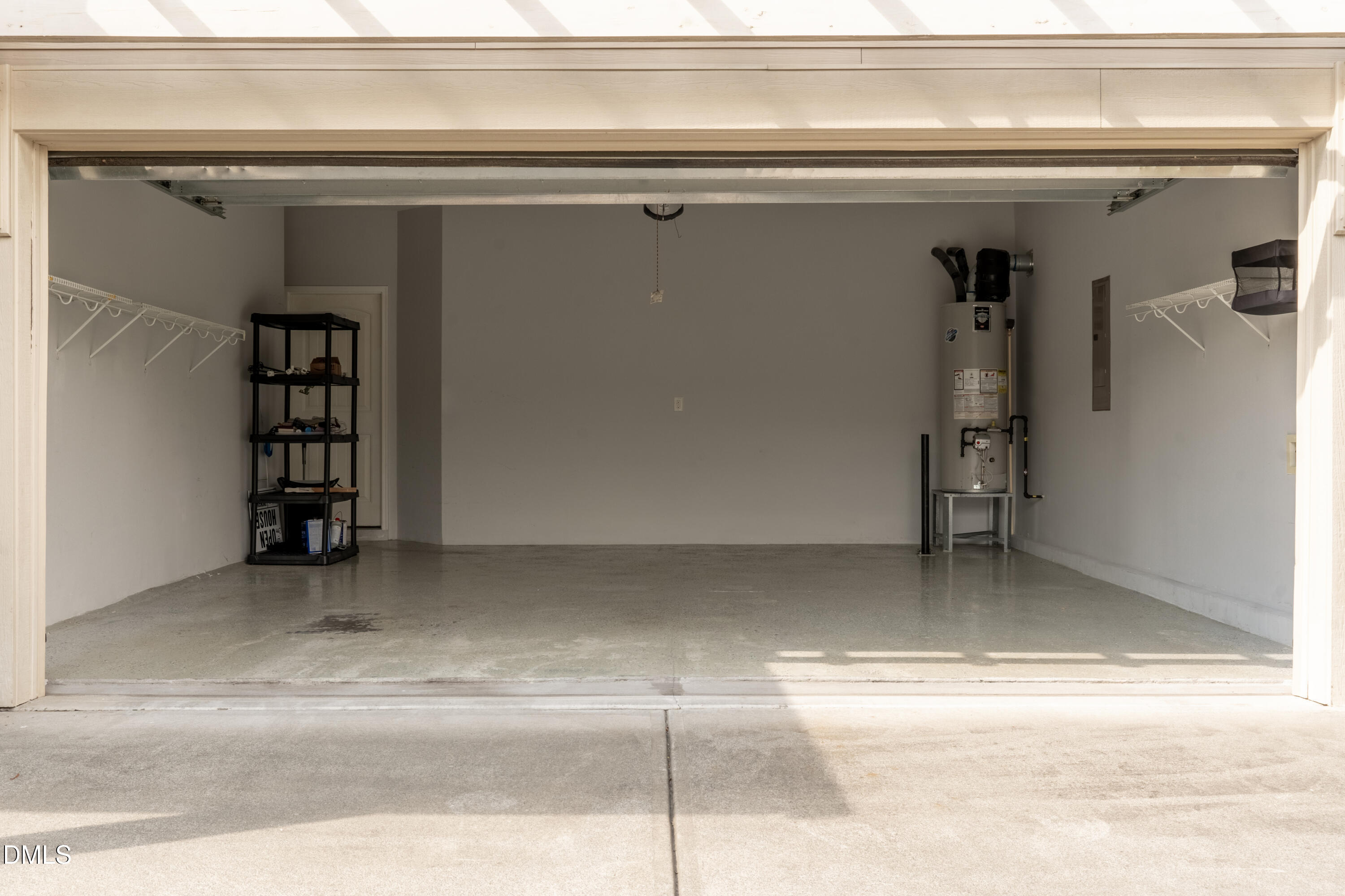 820 Lemongrass Lane Property Photo 6