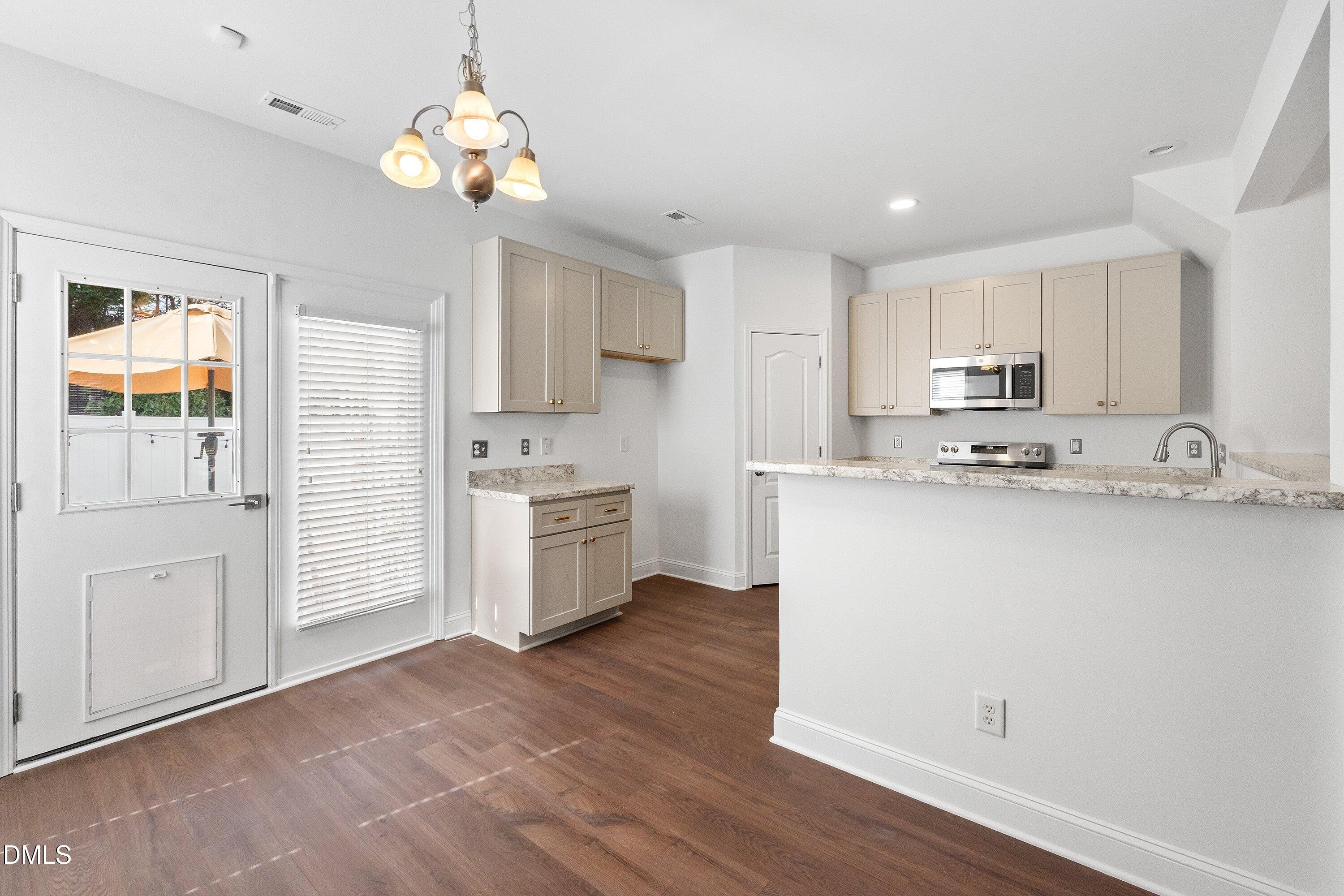 6104 San Marcos Way Property Photo 12