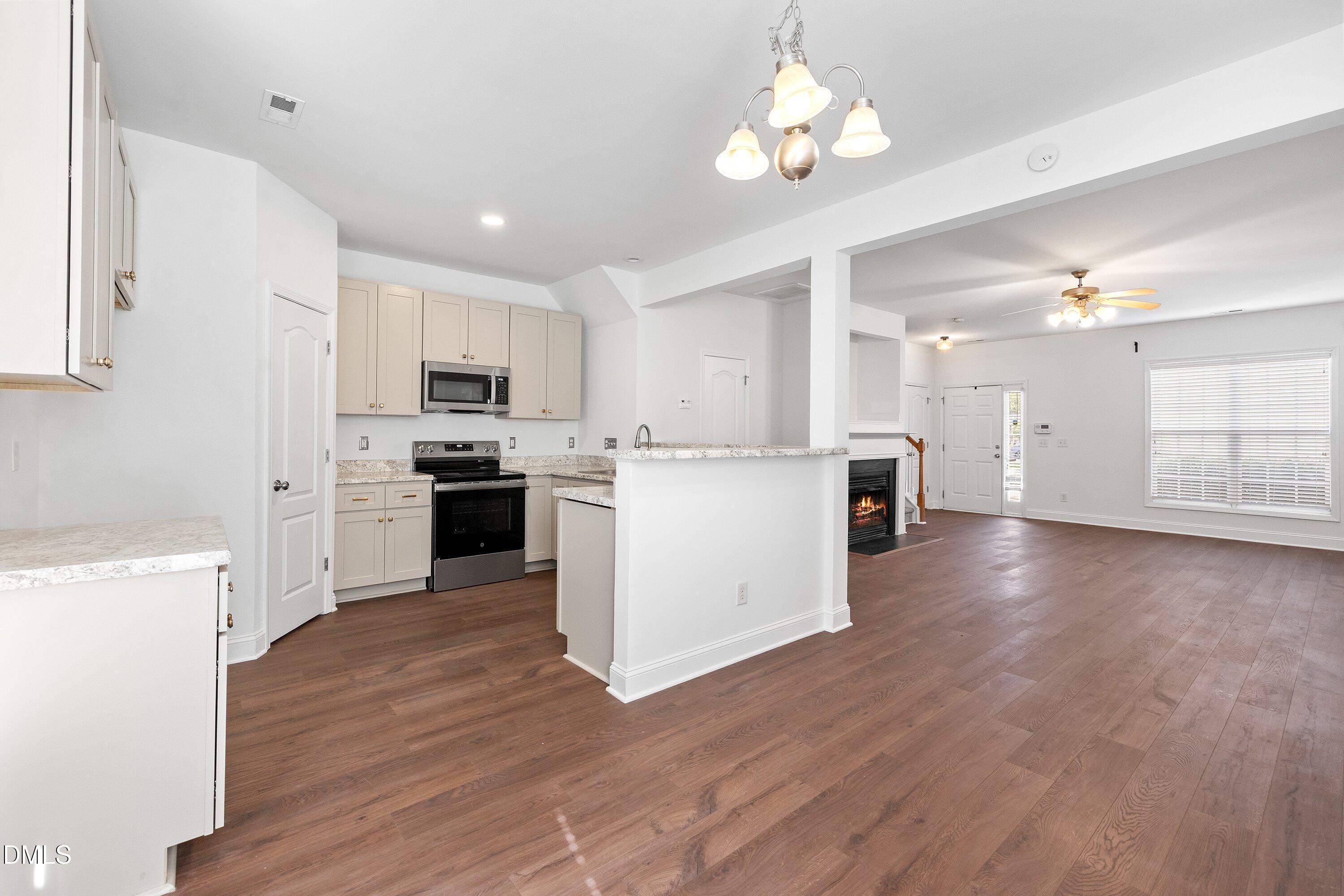 6104 San Marcos Way Property Photo 14