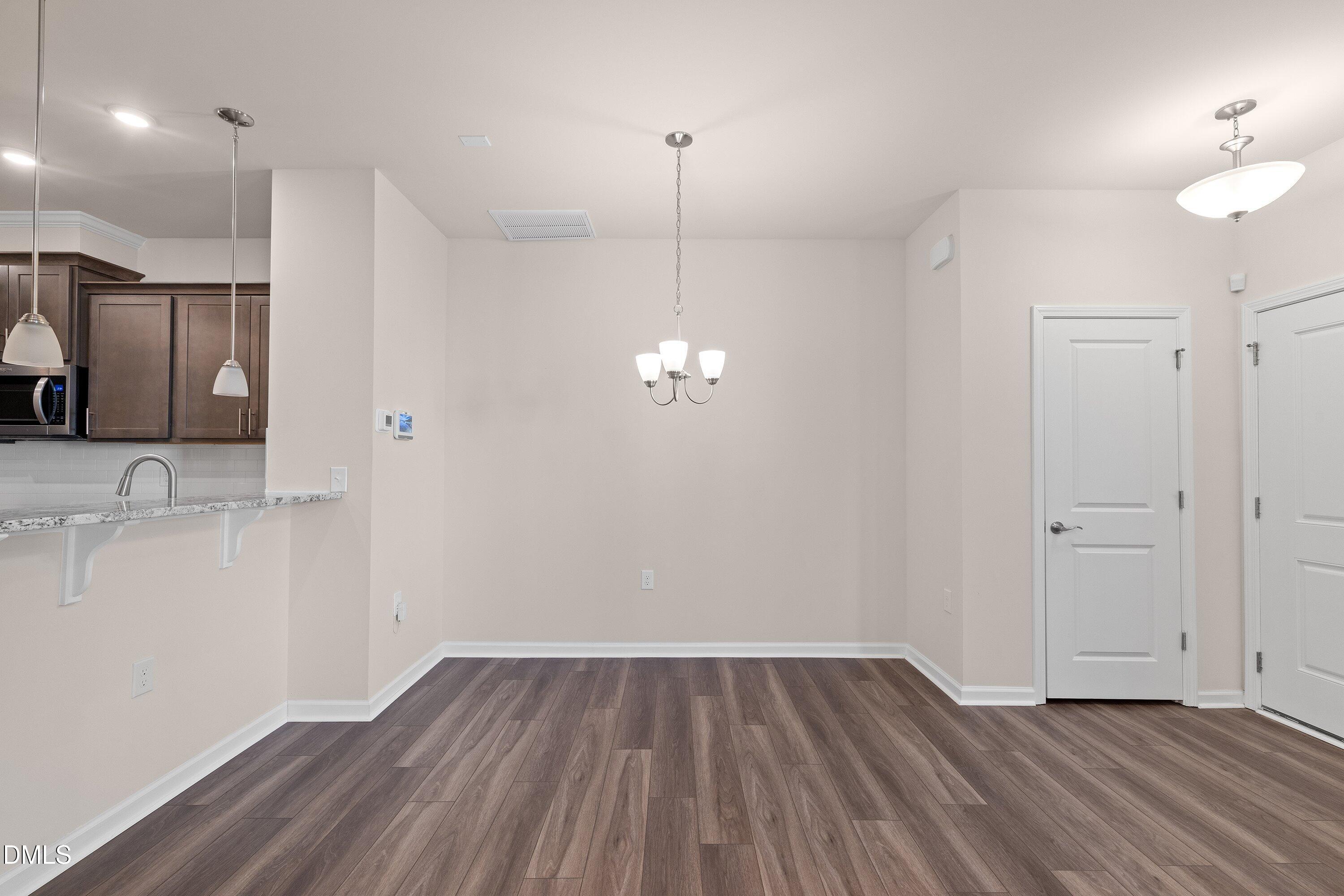 5702 Volos Avenue Property Photo 11